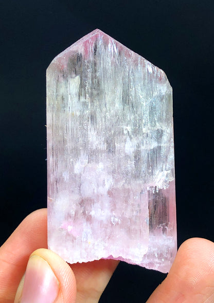 Kunzite crystal from Afghanistan, 60 gram
