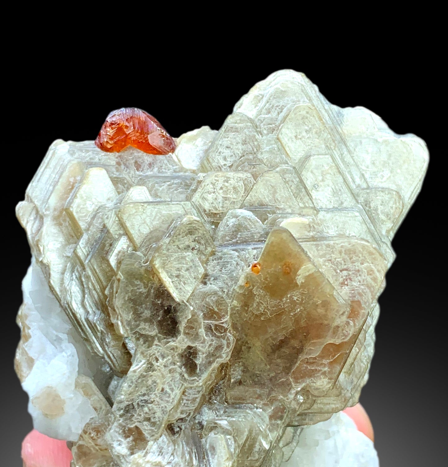 Natural Spessartite Garnet Crystals with Star Mica and Feldspar, Garnet Specimen, Raw Mineral, Garnet from Skardu Pakistan - 116 gram