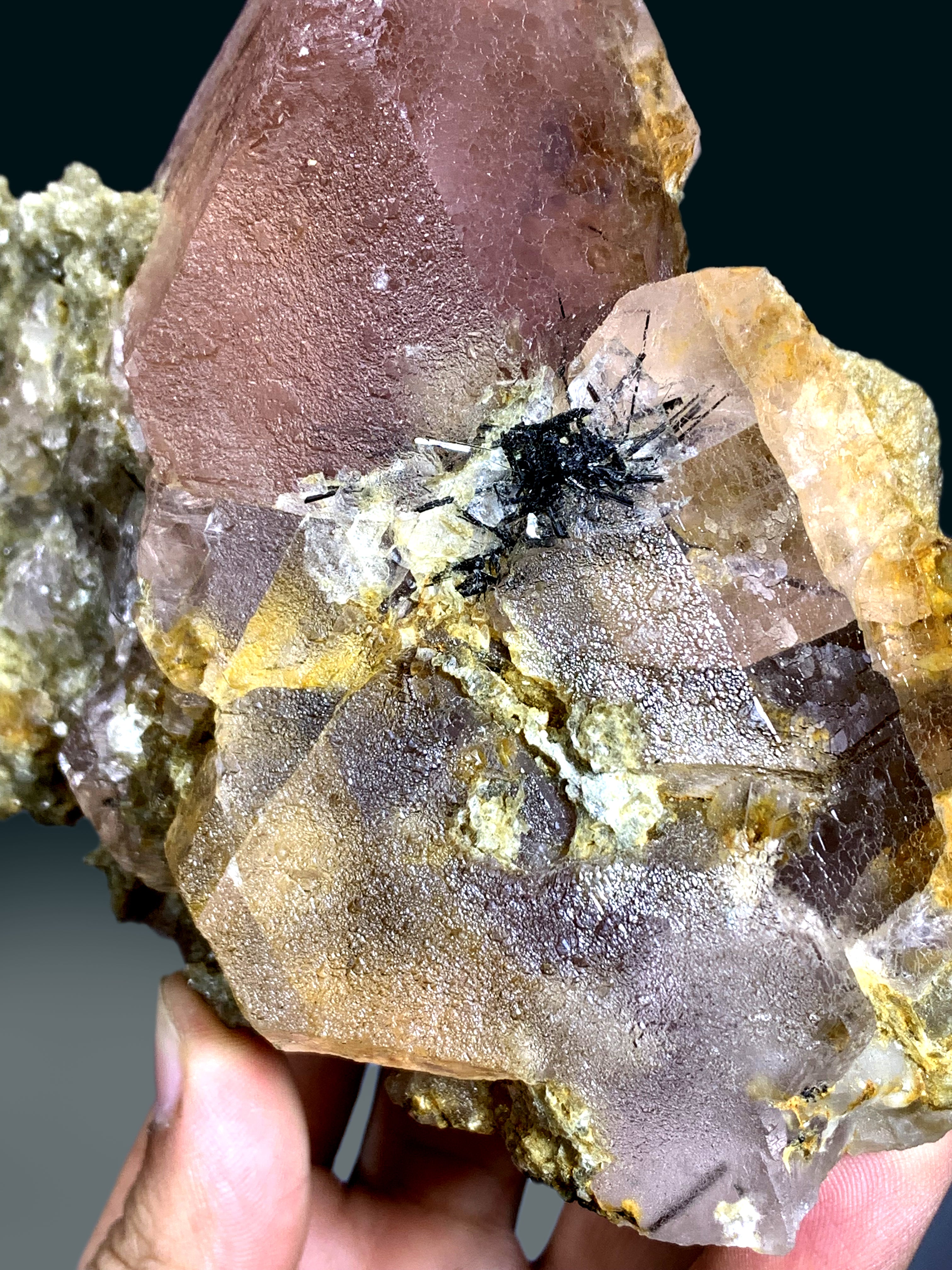 Natural Pink Fluorite on Mica from Pakistan - 960 gram
