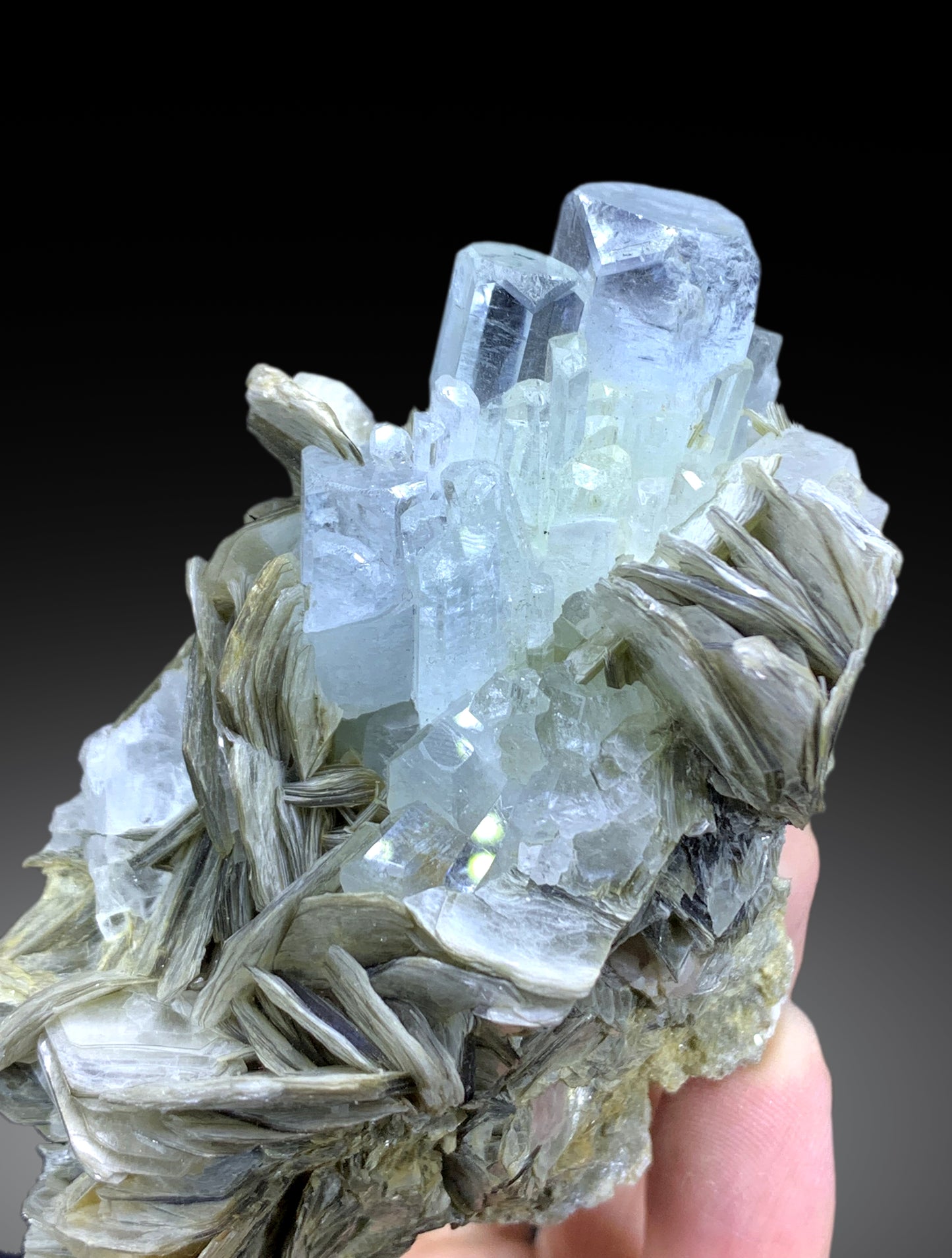 Sky Blue Color Aquamarine Cluster on Mica from Pakistan - 177 gram