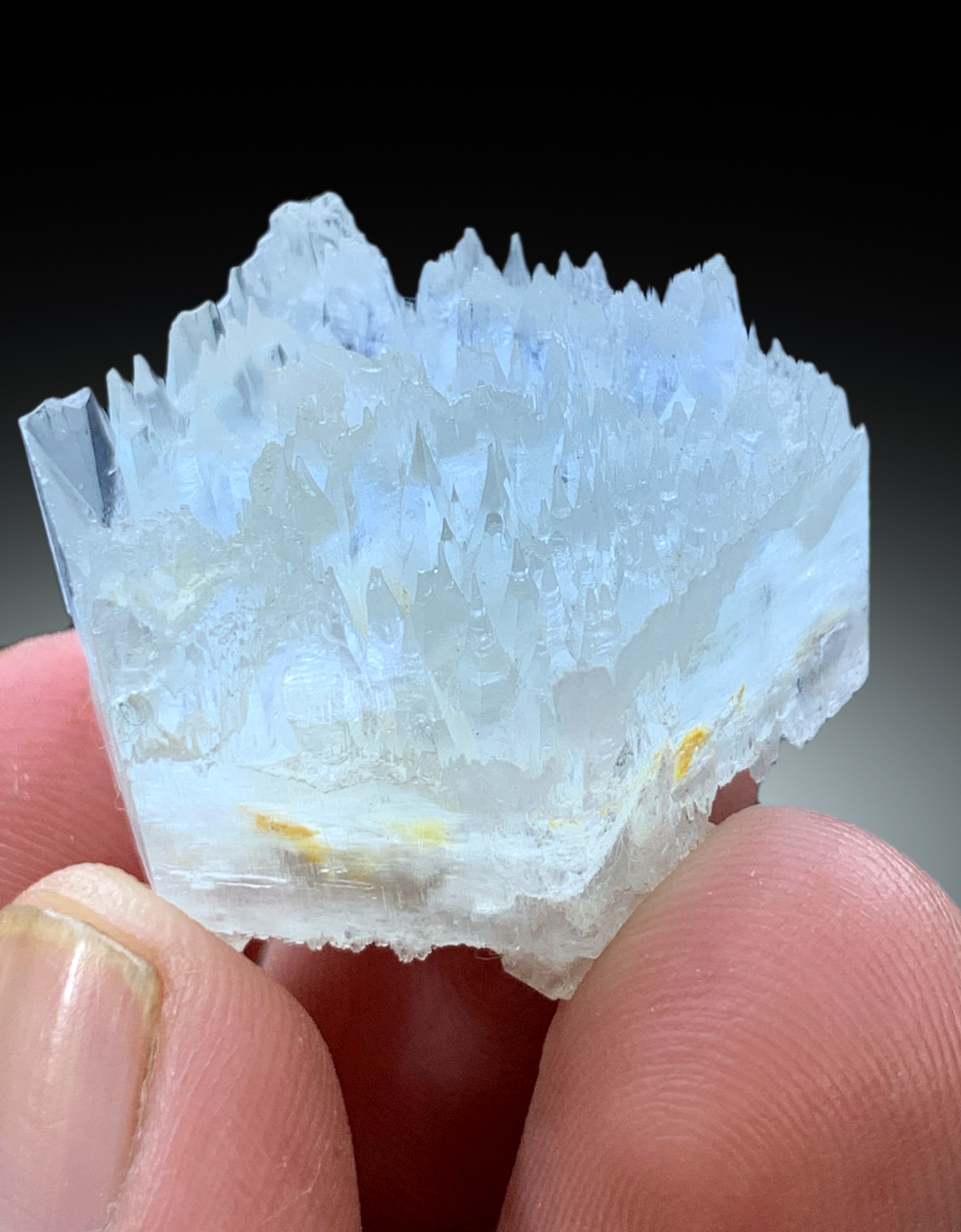 Etched Sky Blue Aquamarine with Herderite from Pakistan - 77.95 carats