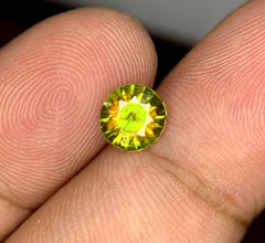 Full Fire Titanite Sphene Gemstone, Octagon Cut Faceted Sphene Cut Stone, Sphene Gemstone for Ring - 0.90 CT