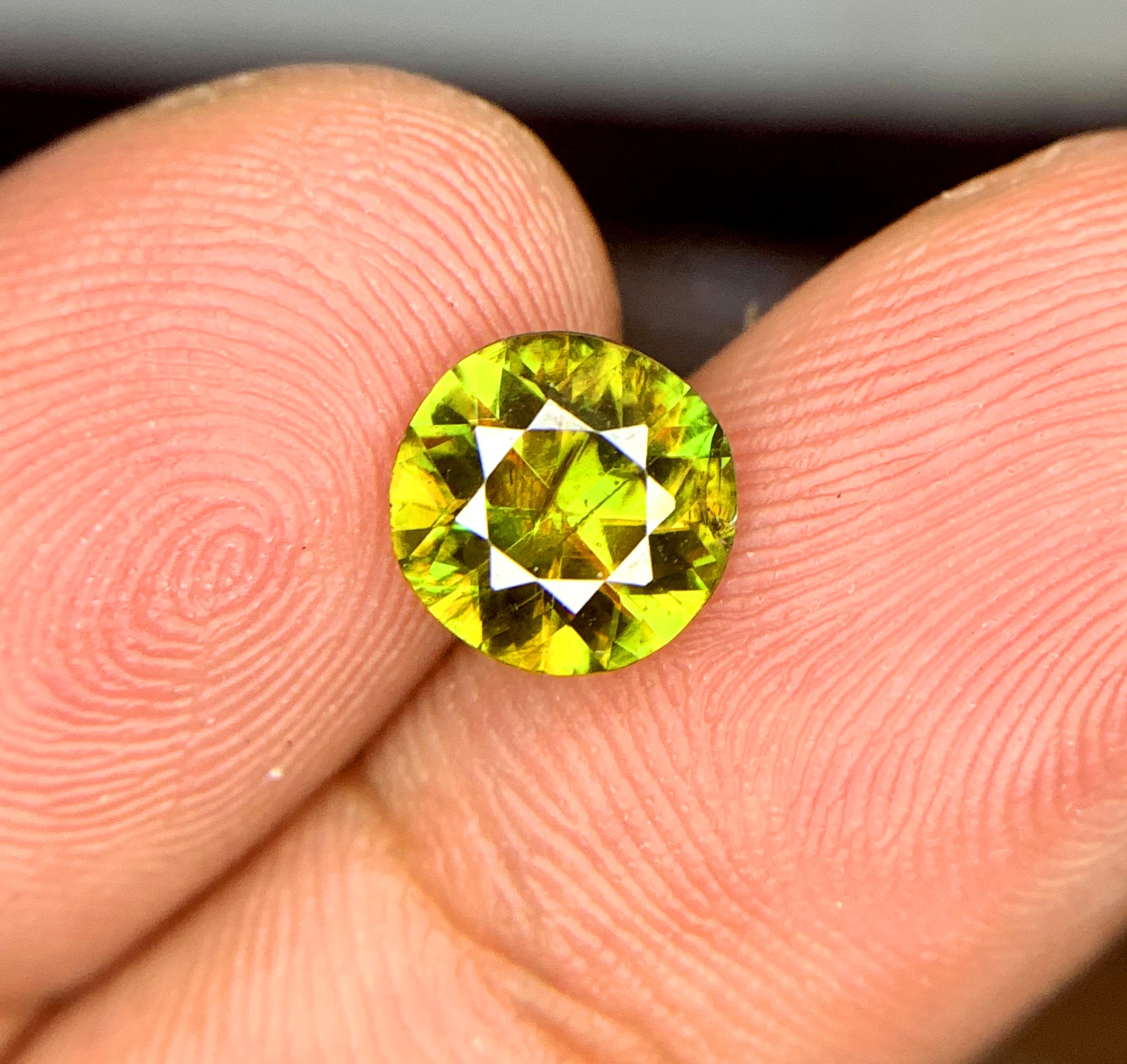 Full Fire Titanite Sphene Gemstone, Round Cut Faceted Sphene Cut Stone, Sphene Gemstone for Ring, Loose Gemstone - 1.20 CT