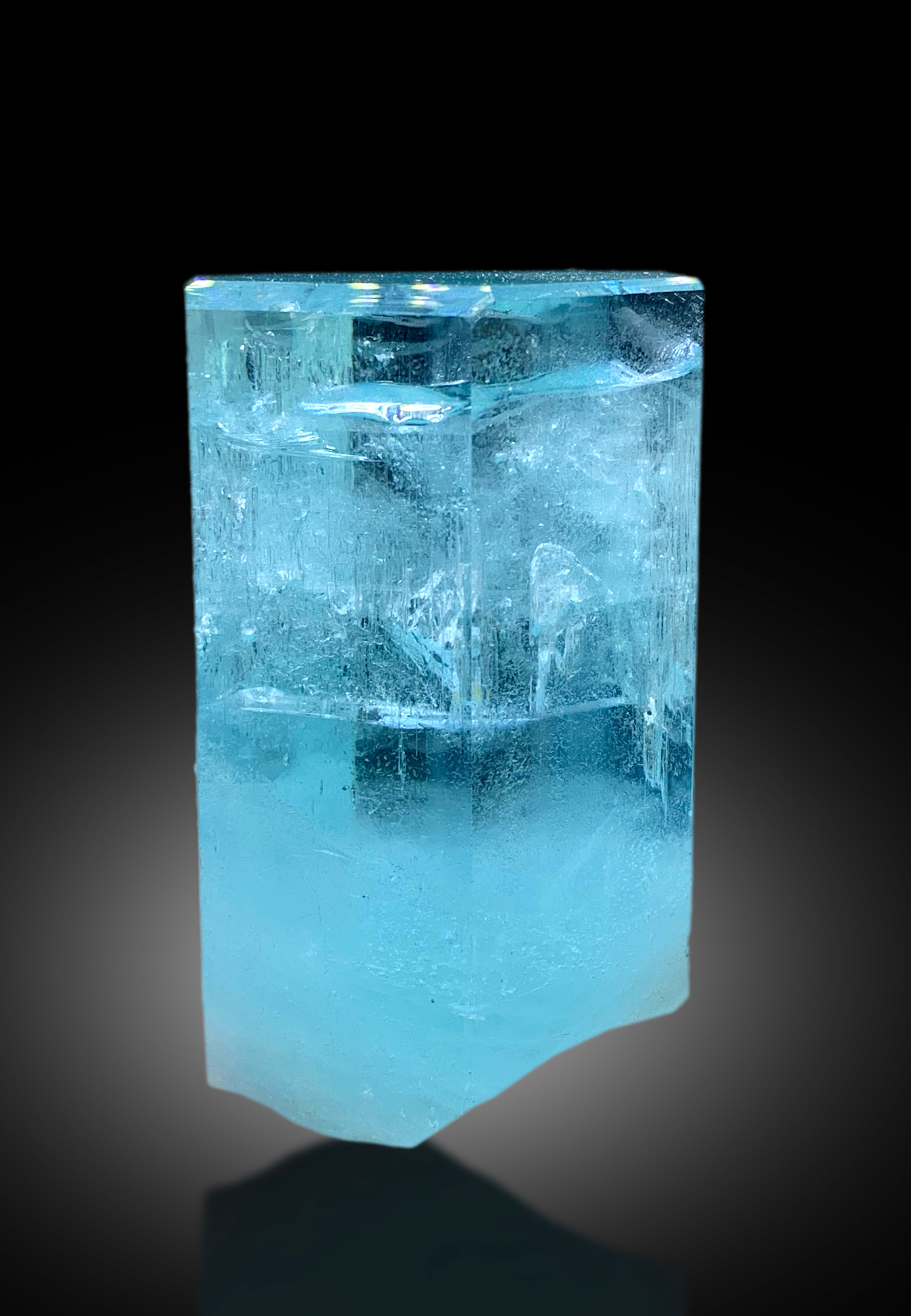 Diamond Cut Terminations Transparent Sky Blue Color Aquamarine Crystal from Shigar valley Skardu Pakistan - 75 gram