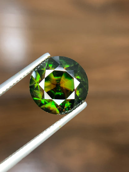 AAA Chrome Sphene Gemstone, Sphene Faceted Cut Stone, Loose Gemstone, Sphene Jewellry, Handmade Jewellry - 6.21 CT