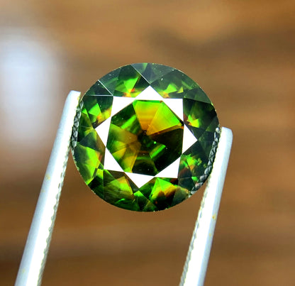 AAA Chrome Sphene Gemstone, Sphene Faceted Cut Stone, Loose Gemstone, Sphene Jewellry, Handmade Jewellry - 6.21 CT