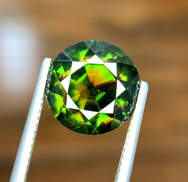 AAA Chrome Sphene Gemstone, Sphene Faceted Cut Stone, Loose Gemstone, Sphene Jewellry, Handmade Jewellry - 6.21 CT