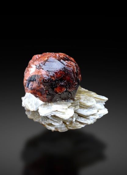 Natural Red Garnet on Mica from Pakistan - 34 gram