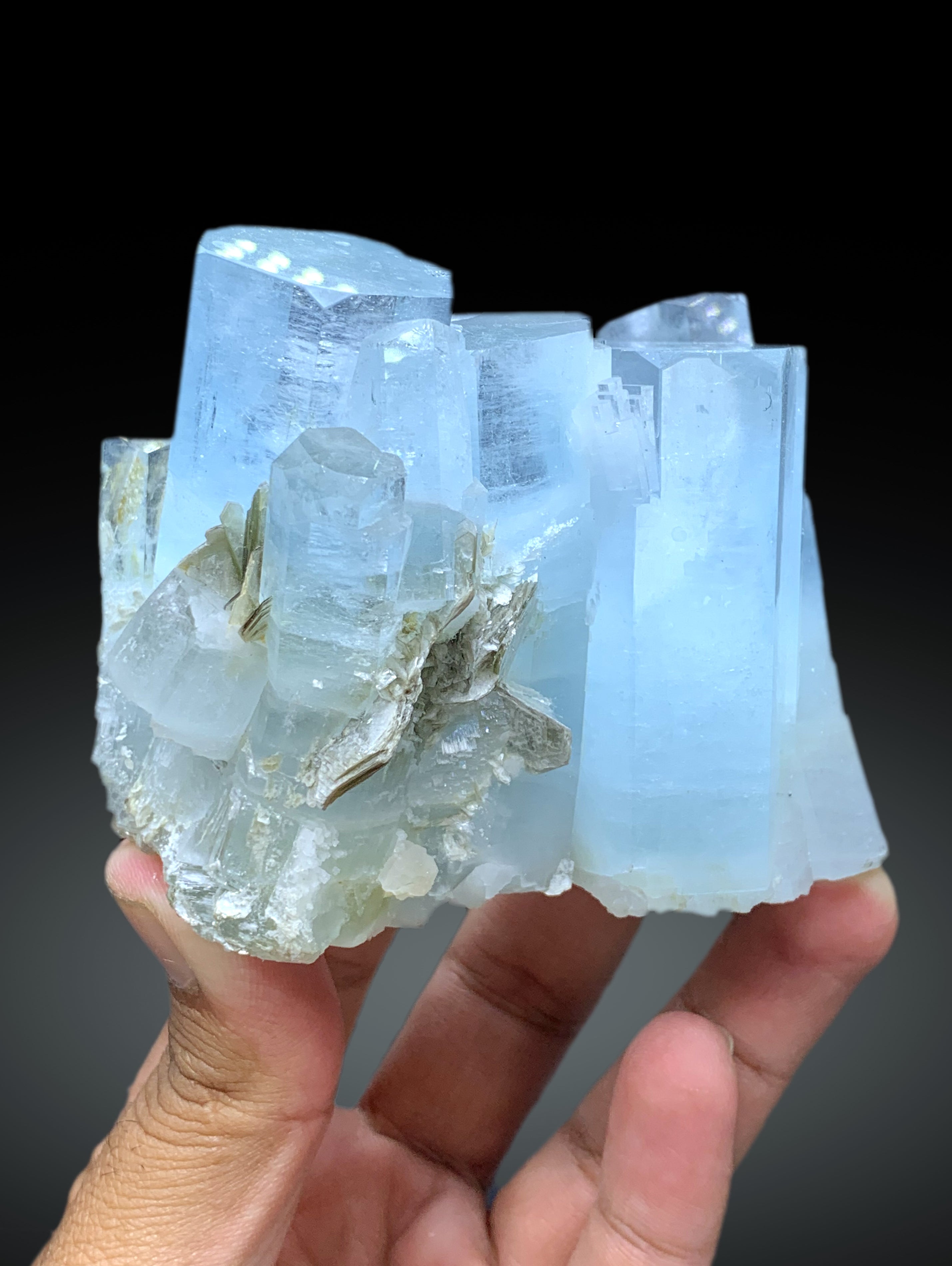 Natural Sky Blue Aquamarine Crystals from Nagar Pakistan - 438 gram