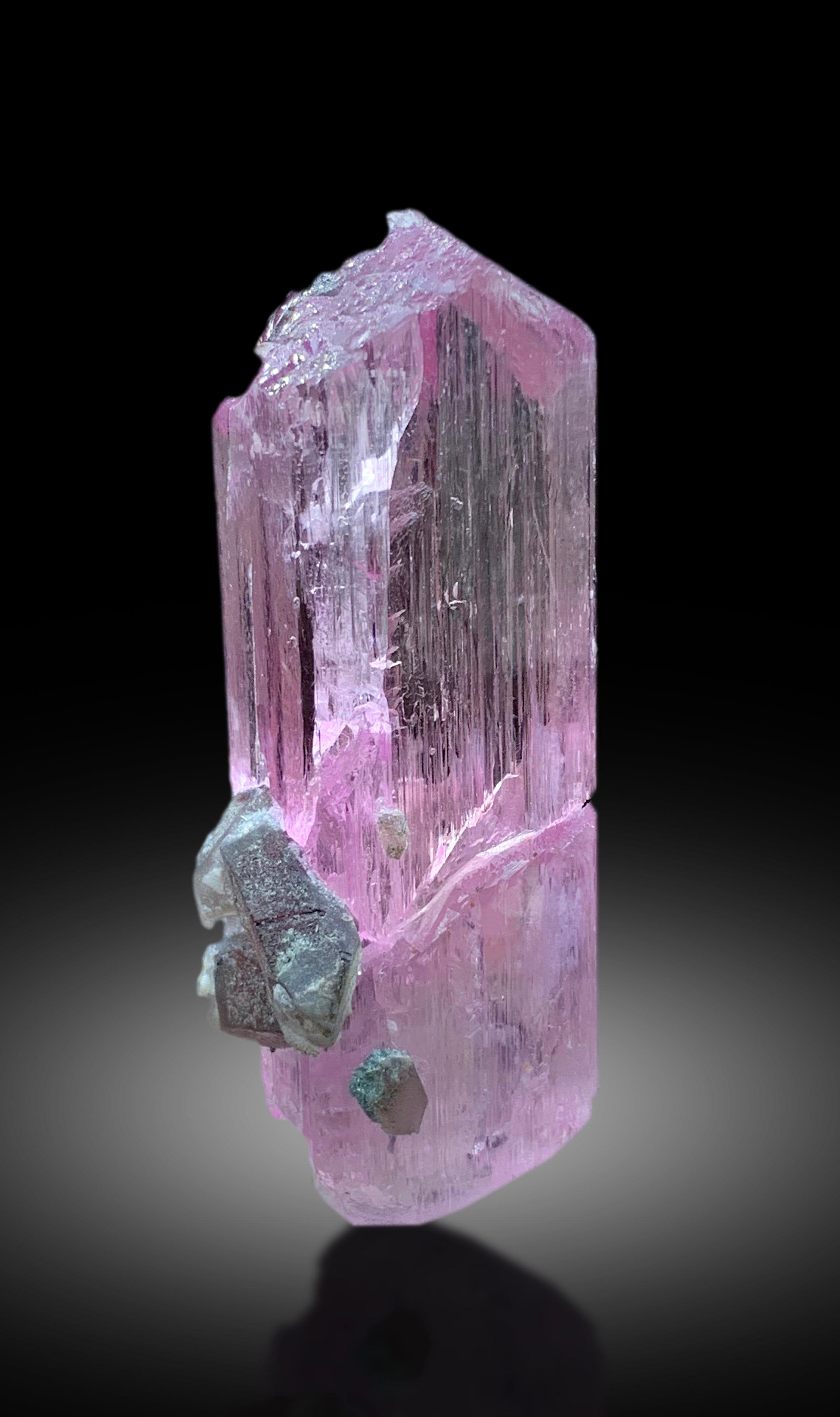 V Shape Terminated Transparent Pink Kunzite with Quartz from Nuristan Afghanistan - 88 gram