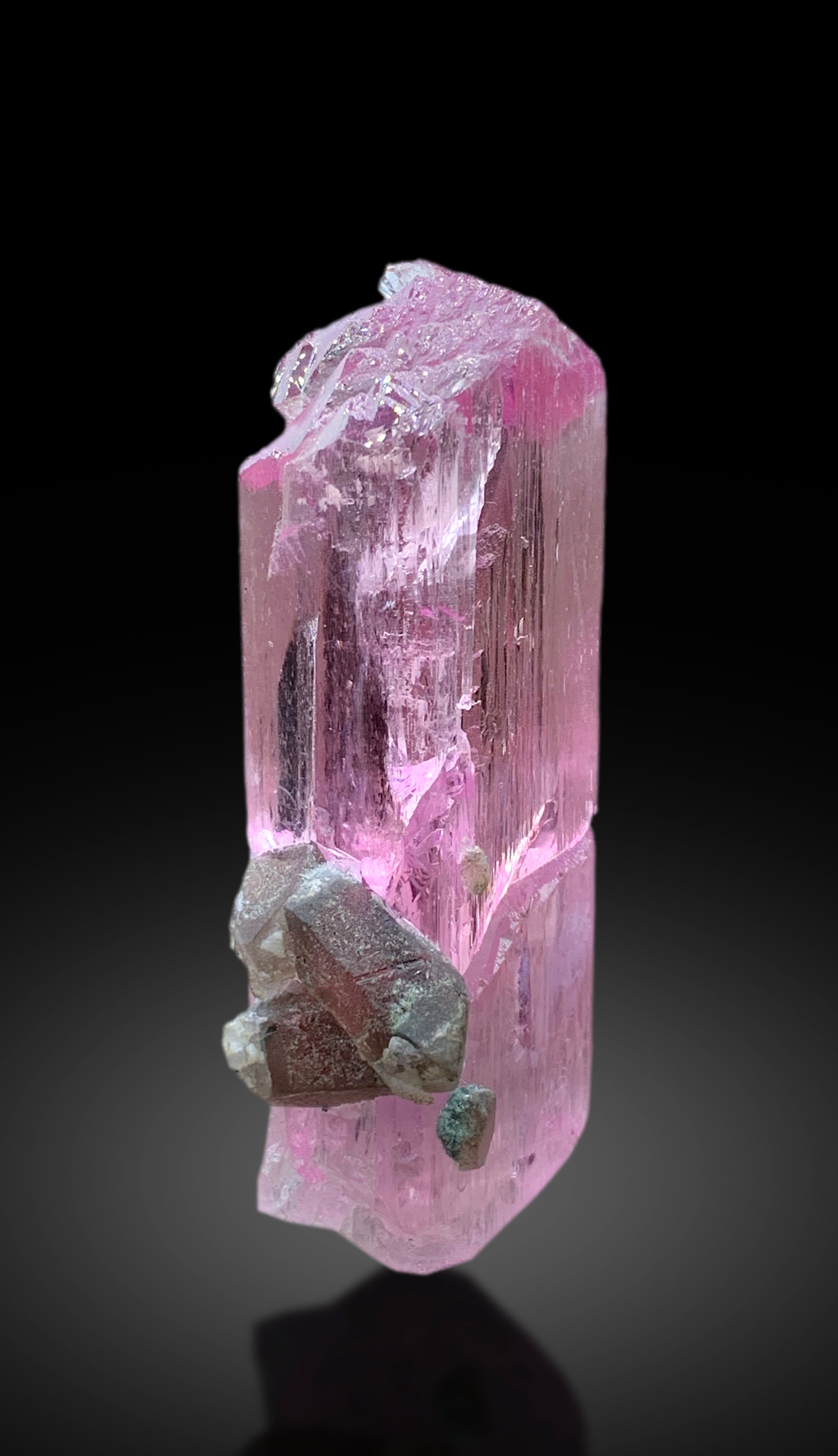 V Shape Terminated Transparent Pink Kunzite with Quartz from Nuristan Afghanistan - 88 gram