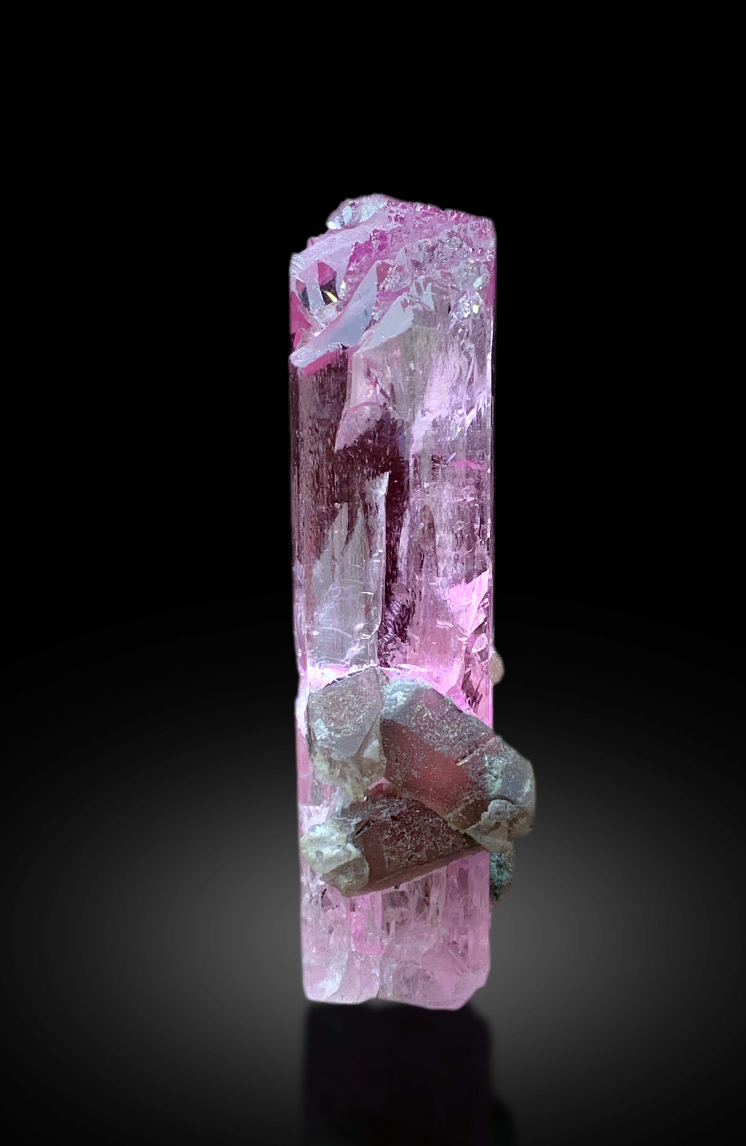 V Shape Terminated Transparent Pink Kunzite with Quartz from Nuristan Afghanistan - 88 gram