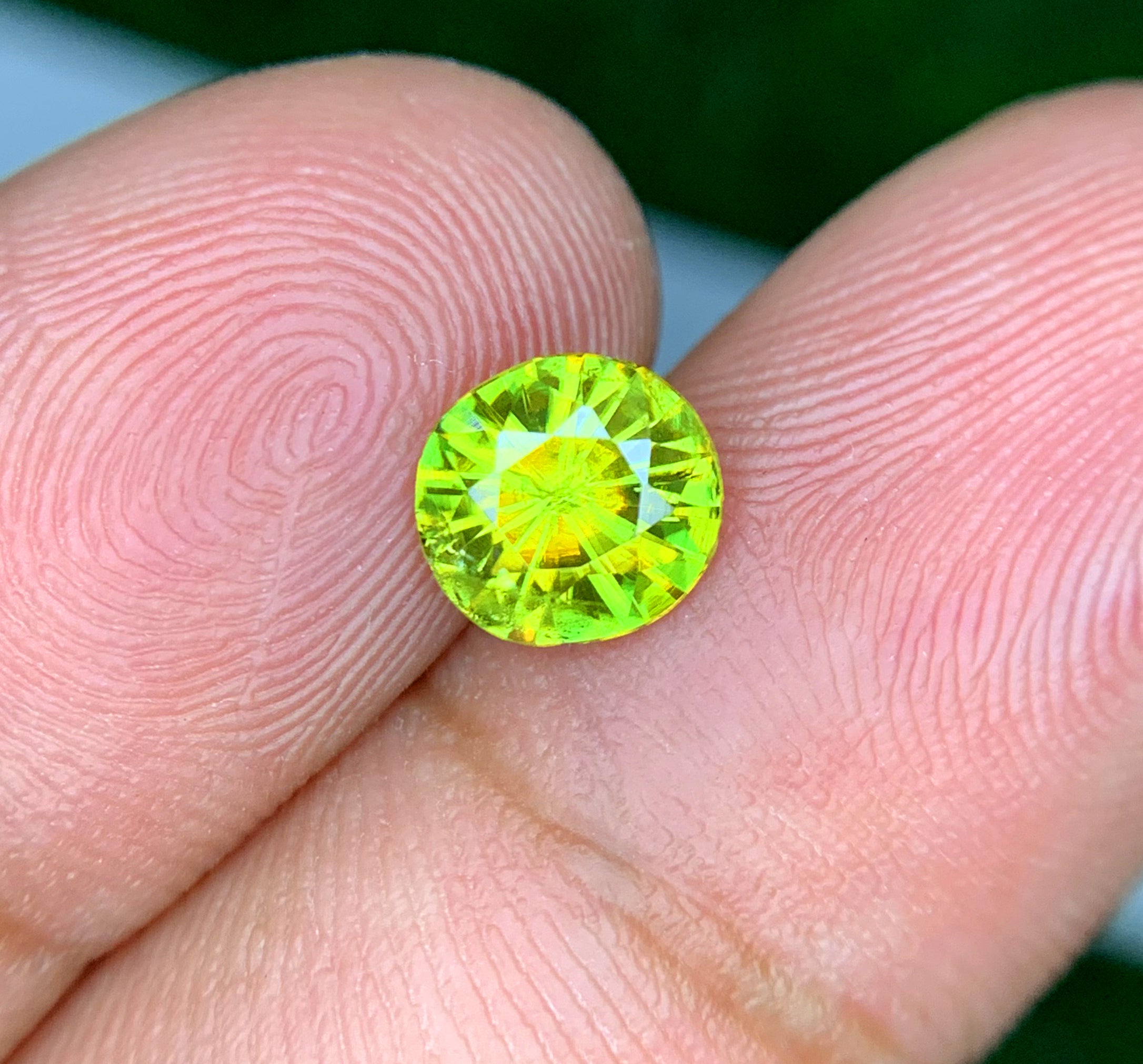 Round Cut Titanite Green Sphene Gemstone, Fire Sphene, Loose Gemstone, Gemstone Jewelry - 1.00 CT