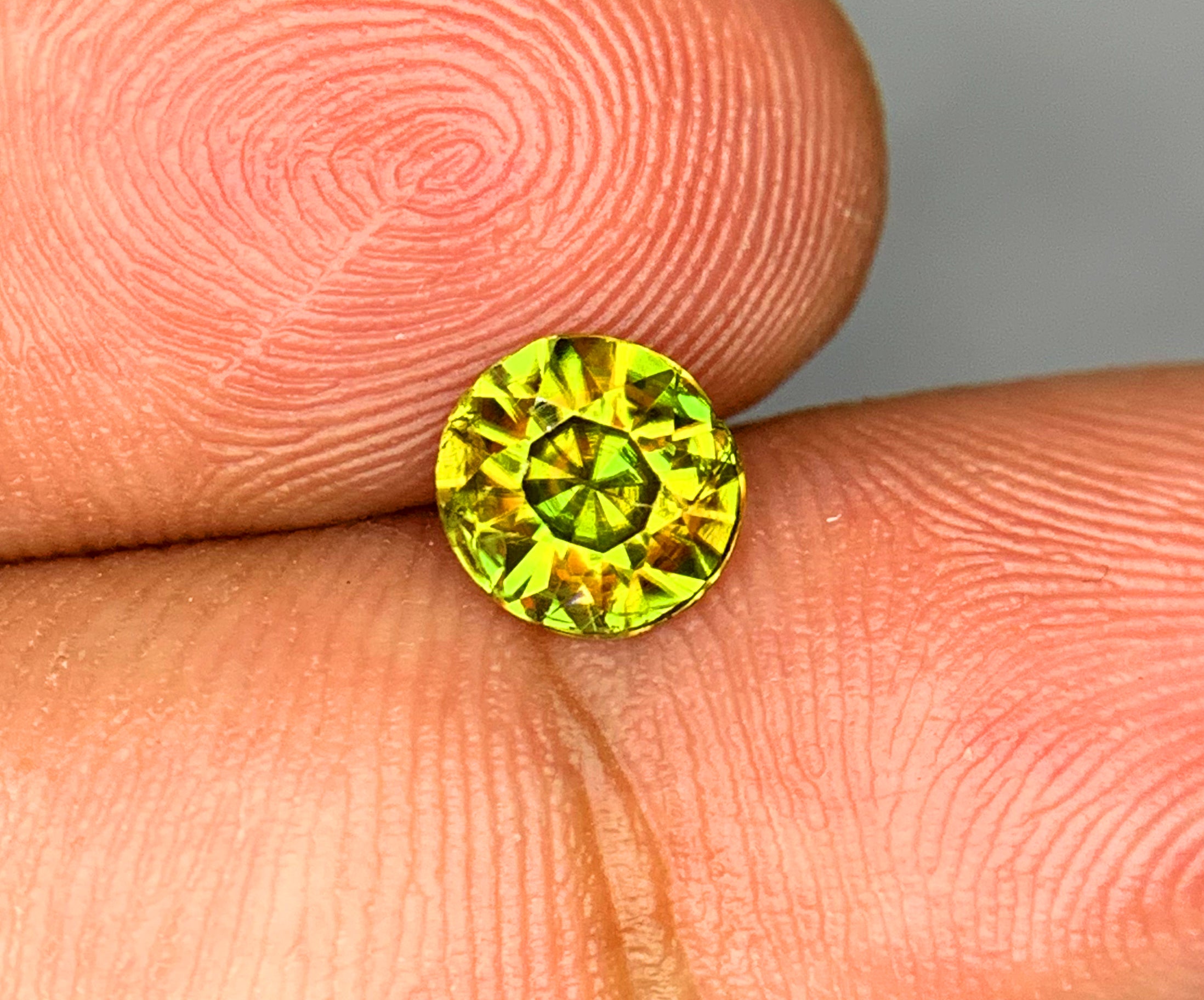 Round Cut Titanite Green Sphene Gemstone, Fire Sphene, Loose Gemstone, Gemstone Jewelry - 0.80 CT