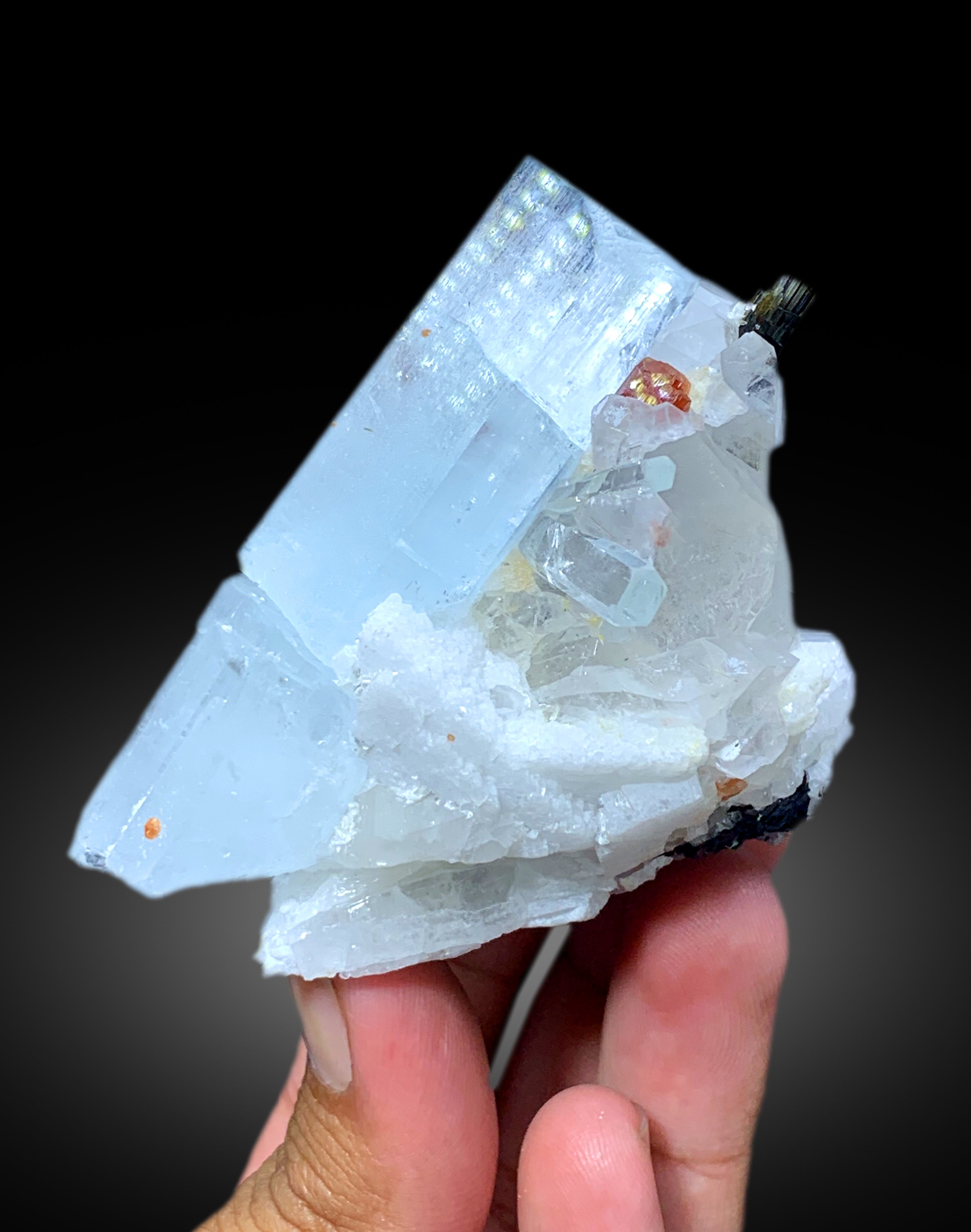 Aquamarine with Spessartine Garnet, Schorl and Quartz from Pakistan, 252 gram