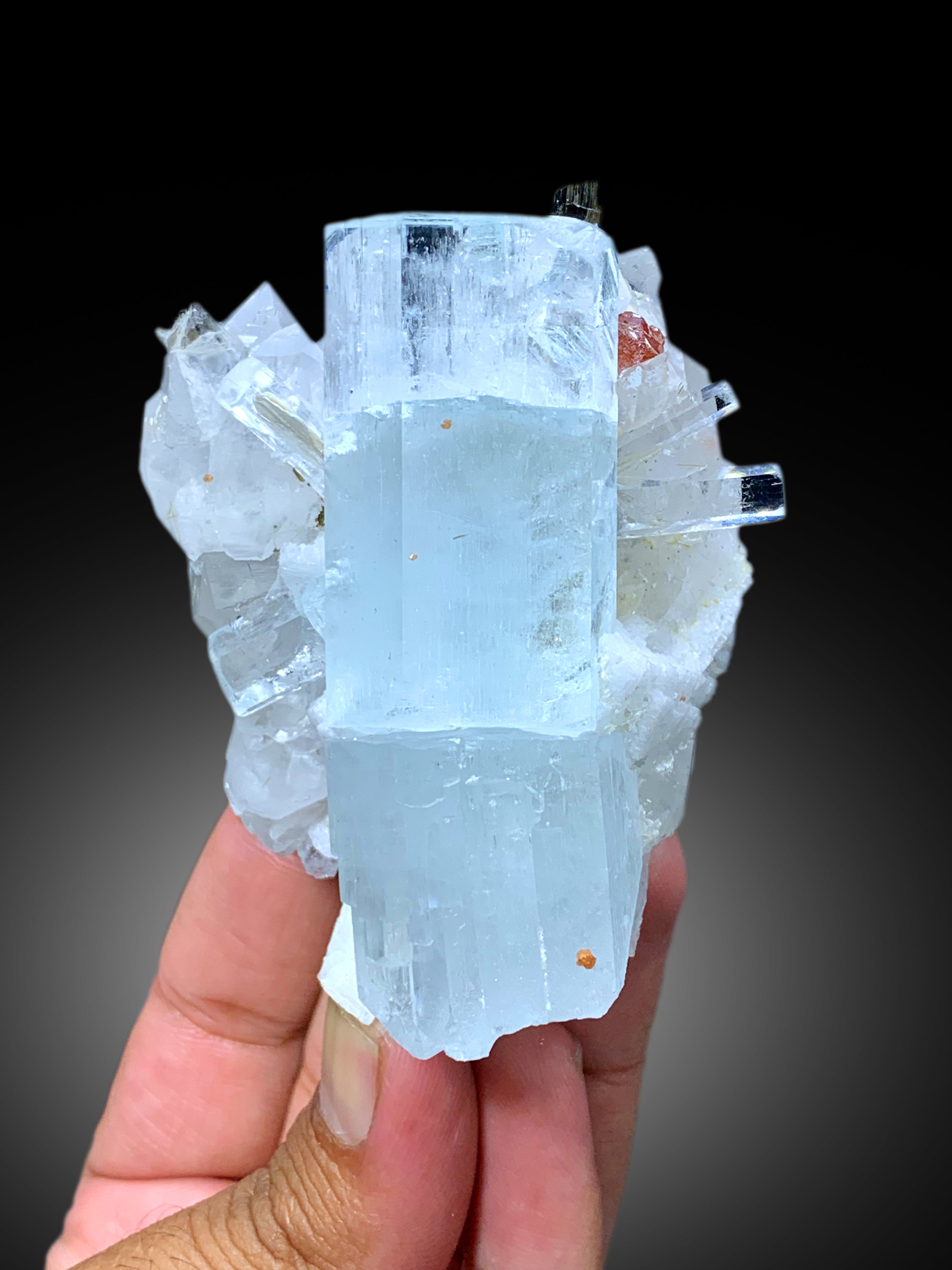 Aquamarine with Spessartine Garnet, Schorl and Quartz from Pakistan, 252 gram