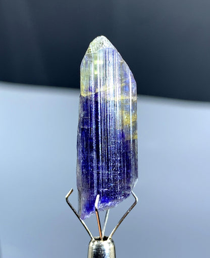 Natural Bicolor Tanzanite Crystal from Tanzania - 32.15 cts