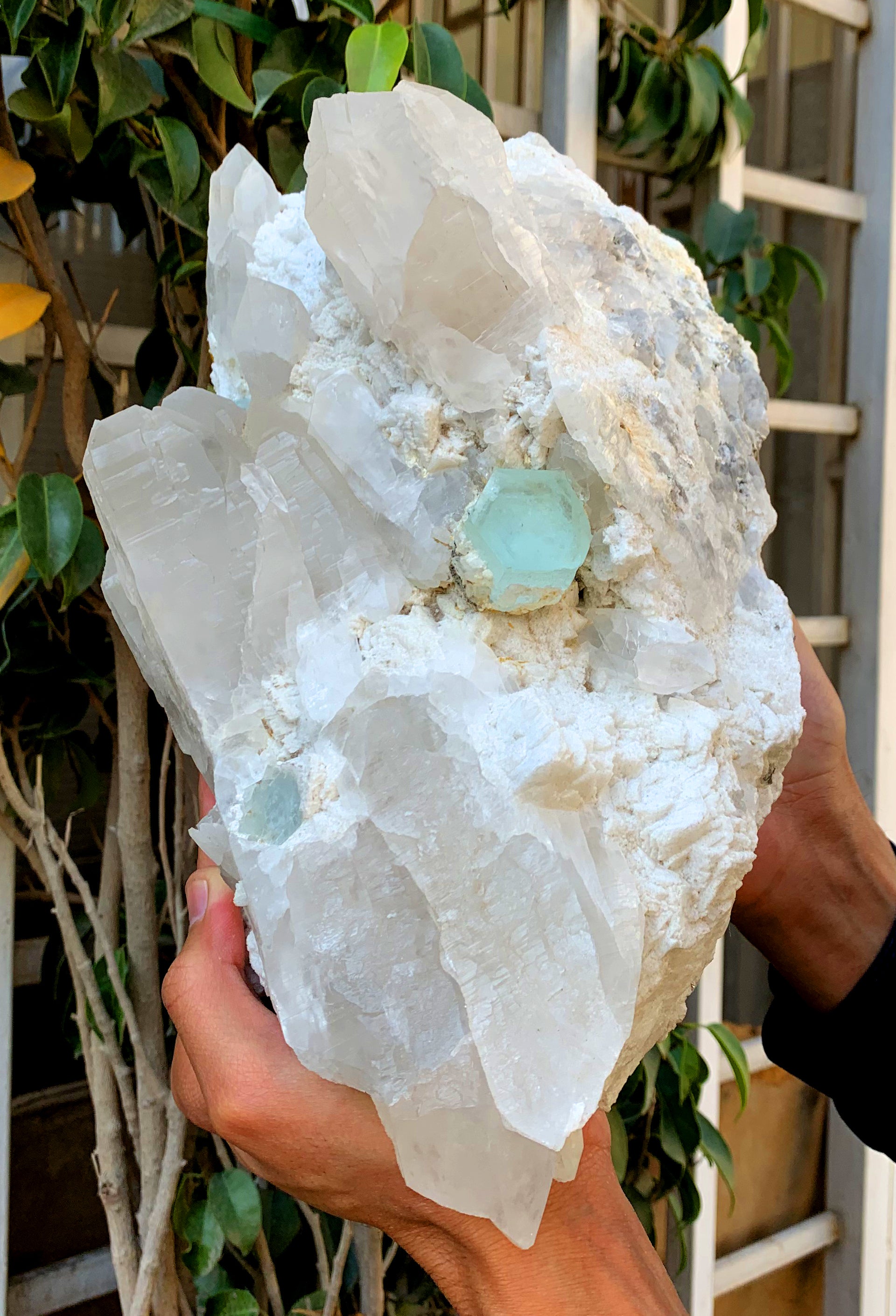 Natural Sky Blue Color Aquamarine Crystals with Quartz and Feldspar, Aquamarine Specimen, Raw Mineral, Fine Minerals - 6800 gram