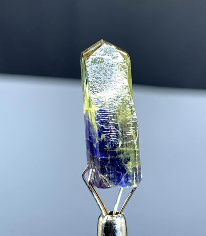 Natural Bicolor Tanzanite Crystal from Tanzania - 23.95 cts