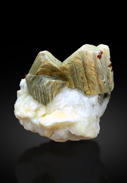 Red Spessartine Garnet Crystals on Mica from Pakistan - 403 gram