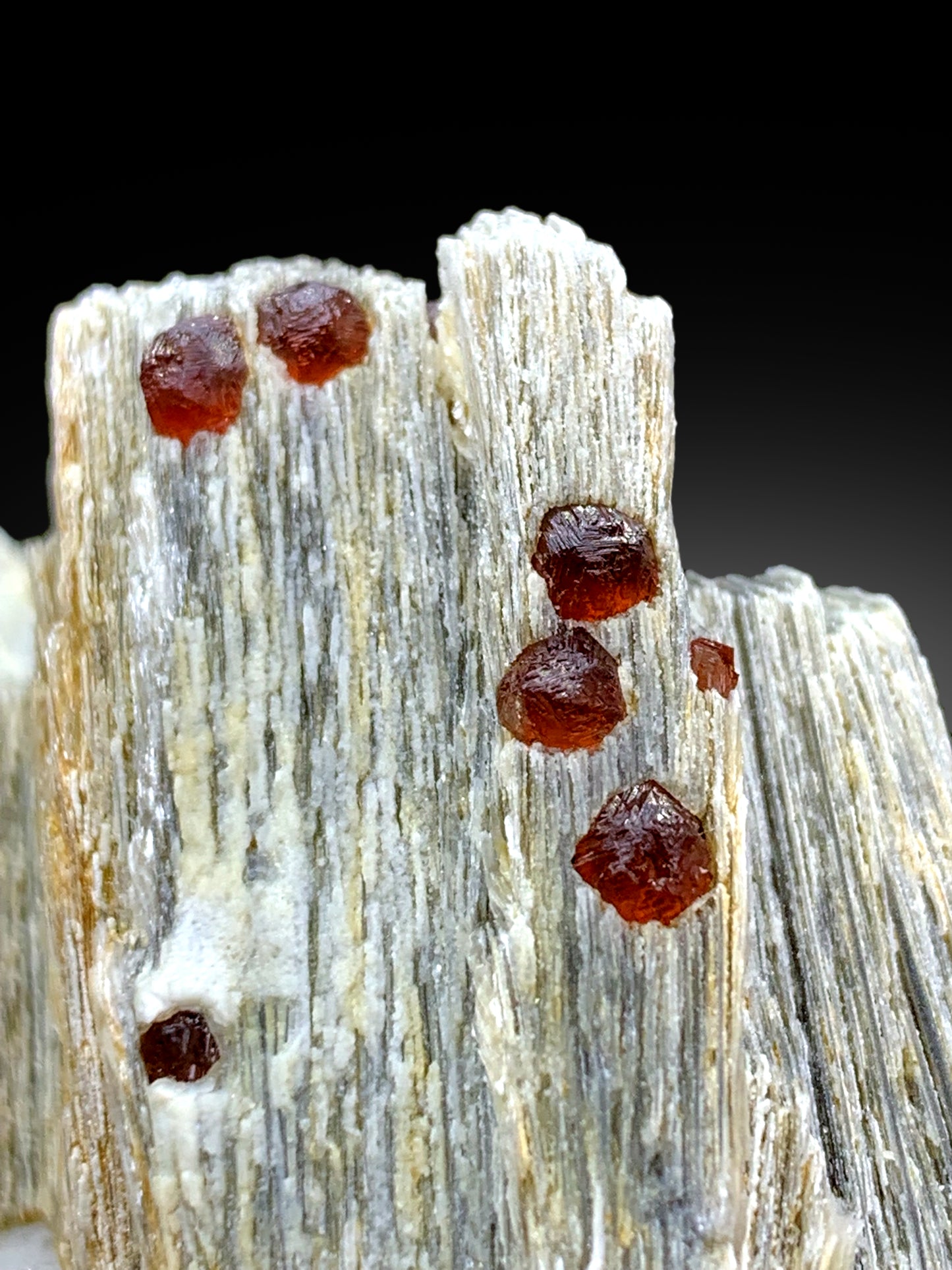 Red Spessartine Garnet Crystals on Mica from Pakistan - 403 gram