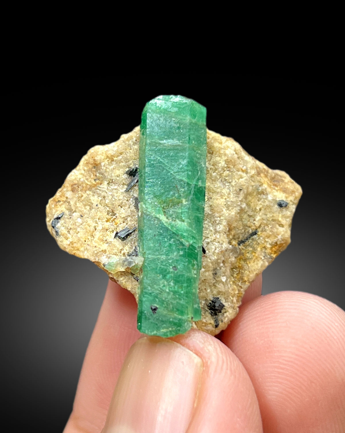 Vibrant Green Emerald Crystal on matrix from Panjshir Afghanistan, 48 cts