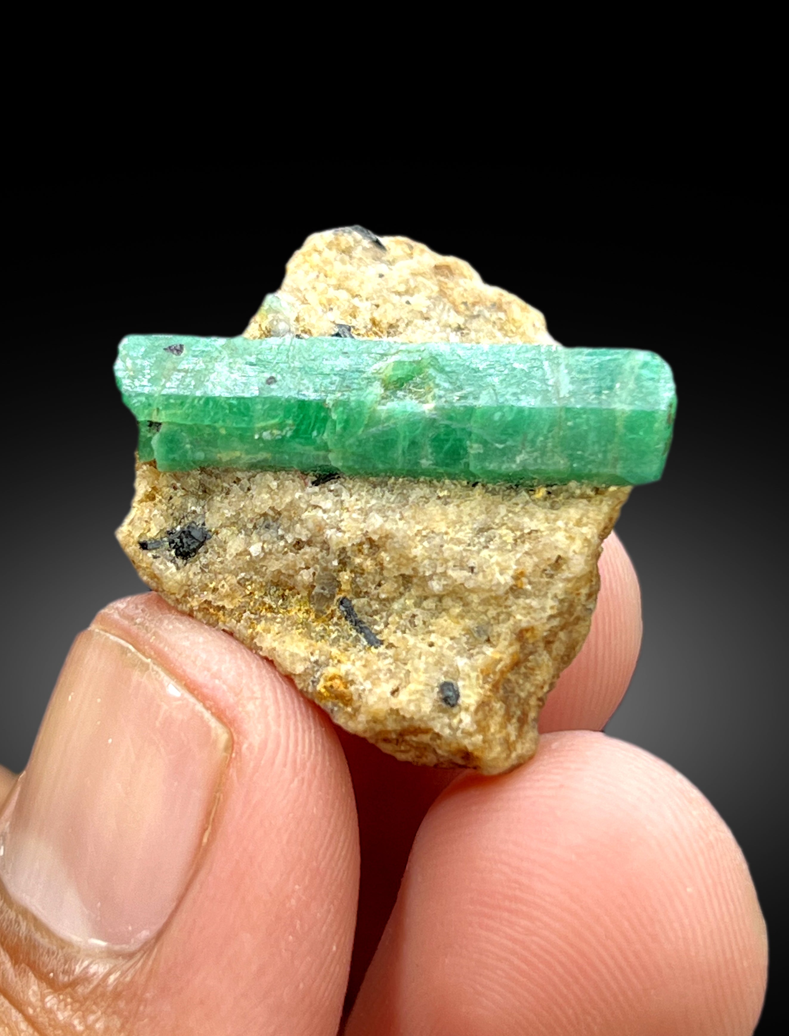 Vibrant Green Emerald Crystal on matrix from Panjshir Afghanistan, 48 cts