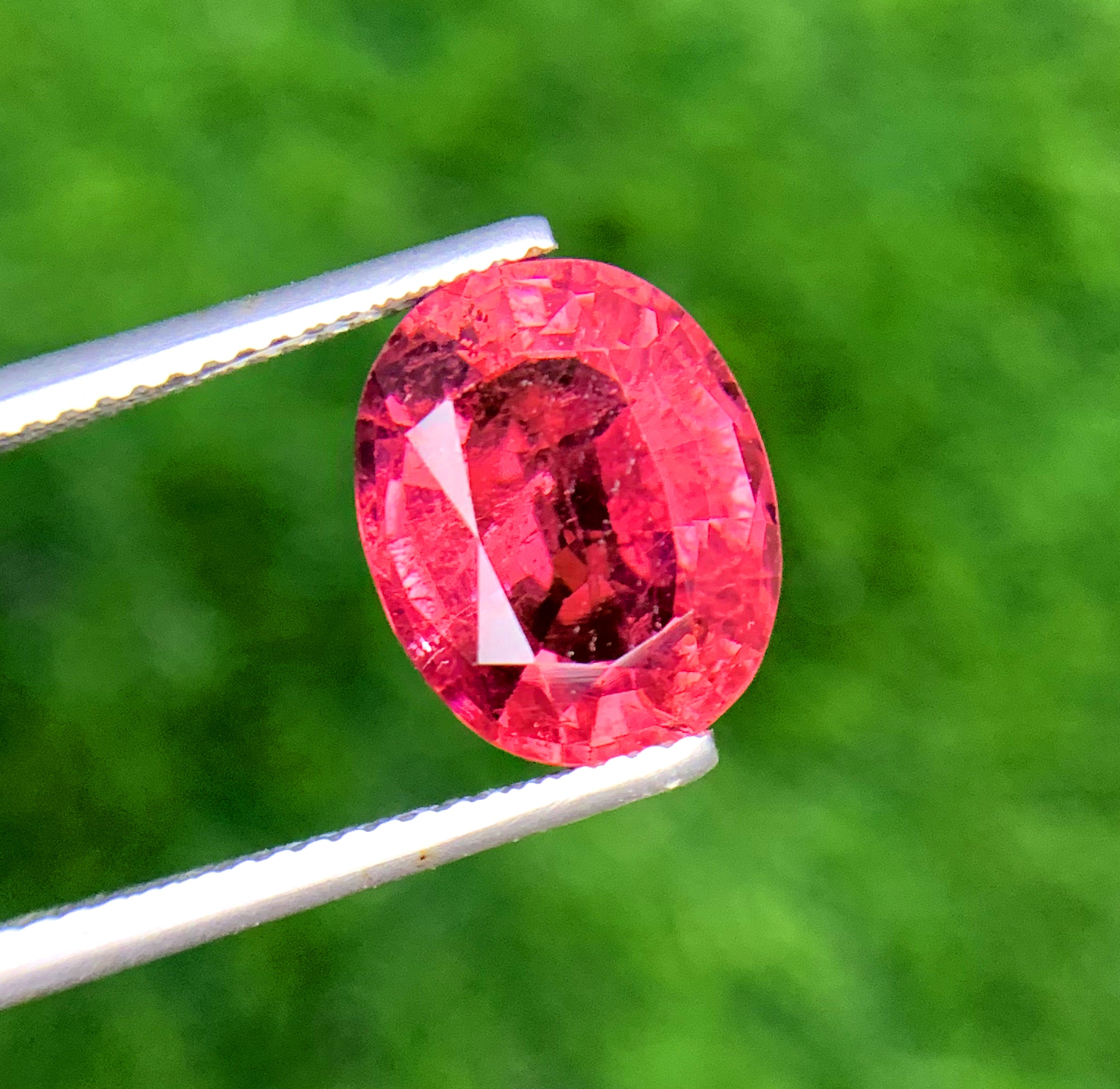 Oval Cut Rubelite Tourmaline Gemstone, Loose Gemstone, Rubelite Ring, Rubelite Jewelry, Jewelry Making, Gemstone Jewelry 5.05 Carats