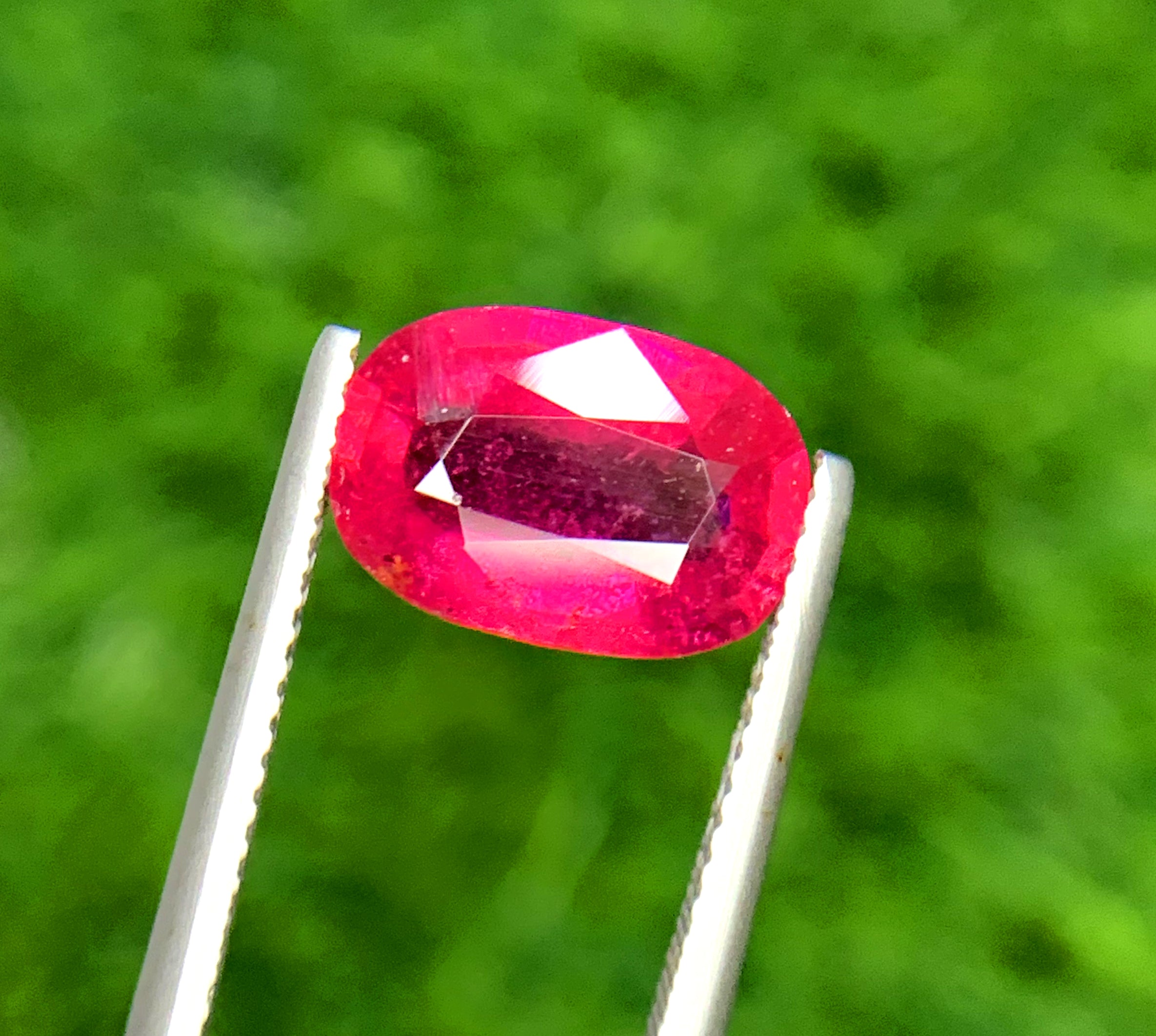 Oval Cut Rubelite Tourmaline Gemstone, Loose Gemstone, Rubelite Ring, Rubelite Jewelry, Jewelry Making, Gemstone Jewelry - 3.25 CT