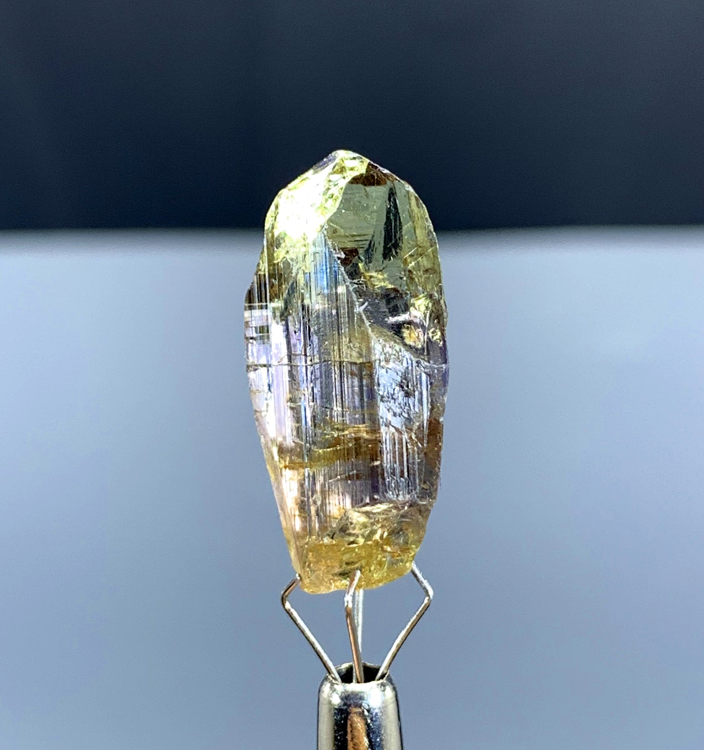 Natural Bicolor Tanzanite Crystal from Tanzania - 18.30 cts
