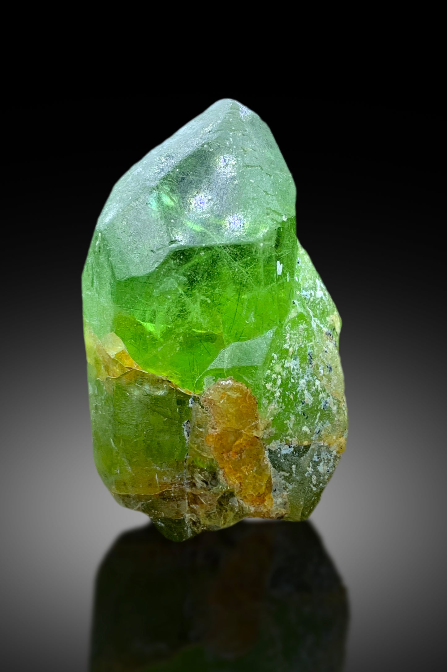 Natural Terminated Lush Green Olivine Peridot Crystal from Supat valley Pakistan - 27 gram
