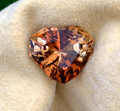 Fancy Trigonal Cut Champagne Color Topaz Gemstone, Loose Gemstone, Making Jewelry, Gemstone Jewelry - 44.80 CT