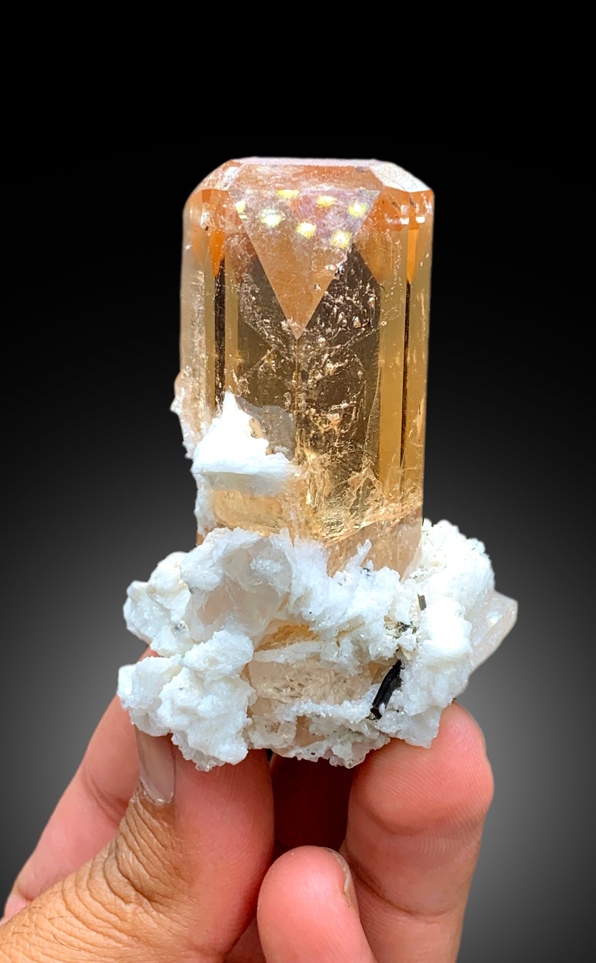 Museum Grade Transparent Topaz Crystal with Albite from SKardu Pakistan - 127 gram