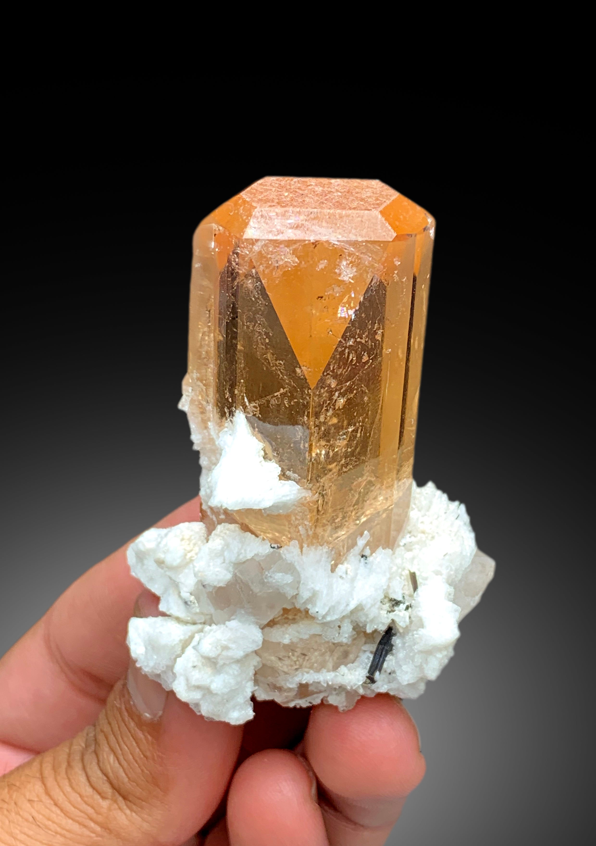 Museum Grade Transparent Topaz Crystal with Albite from SKardu Pakistan - 127 gram