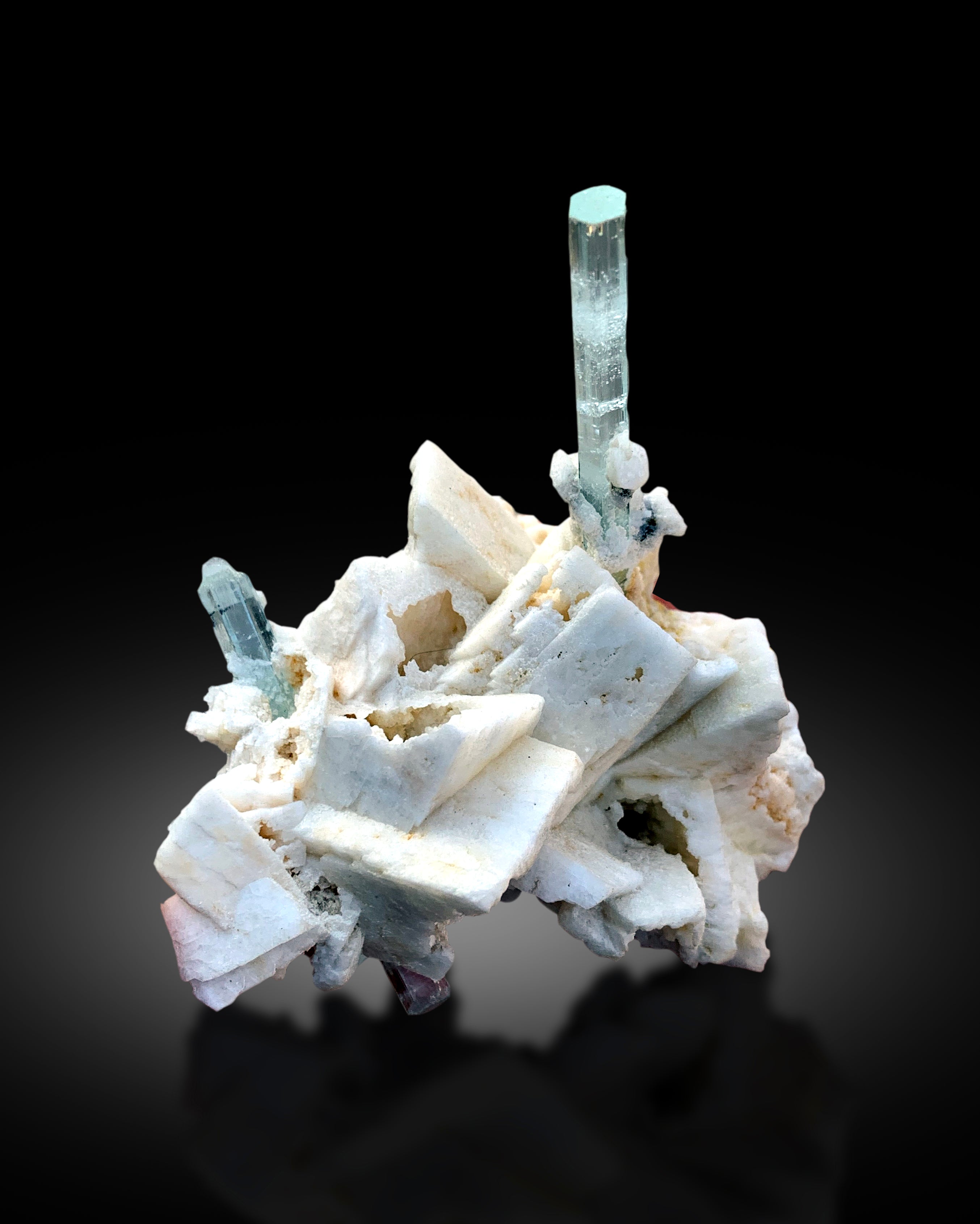 Natural Terminated Blue Aquamarine Crystals with Albite, Aquamarine Specimen, Aquamarine from Shigar valley Skardu Pakistan - 92 gram