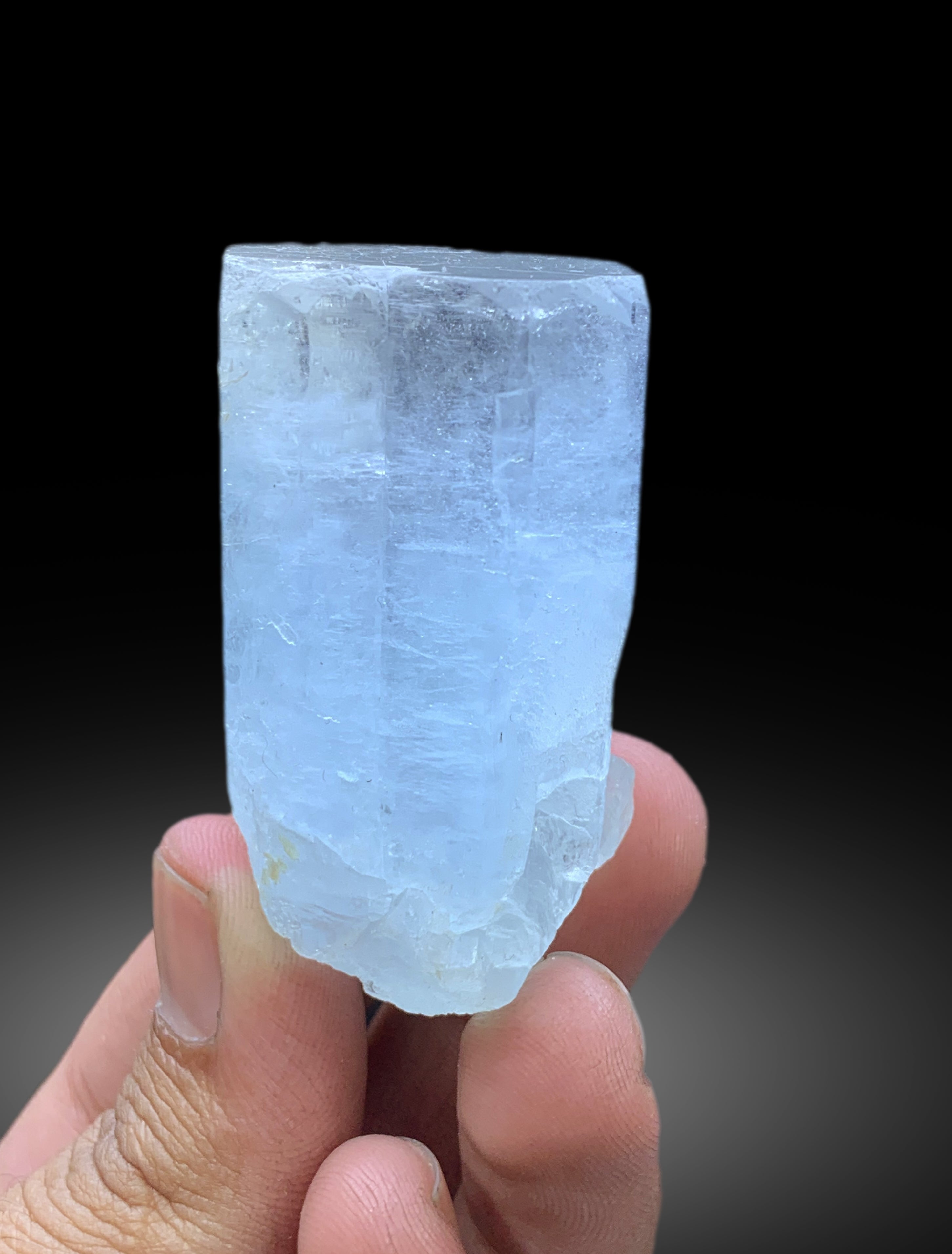 Sky Blue Aquamarine Crystal from Pakistan - 96 gram