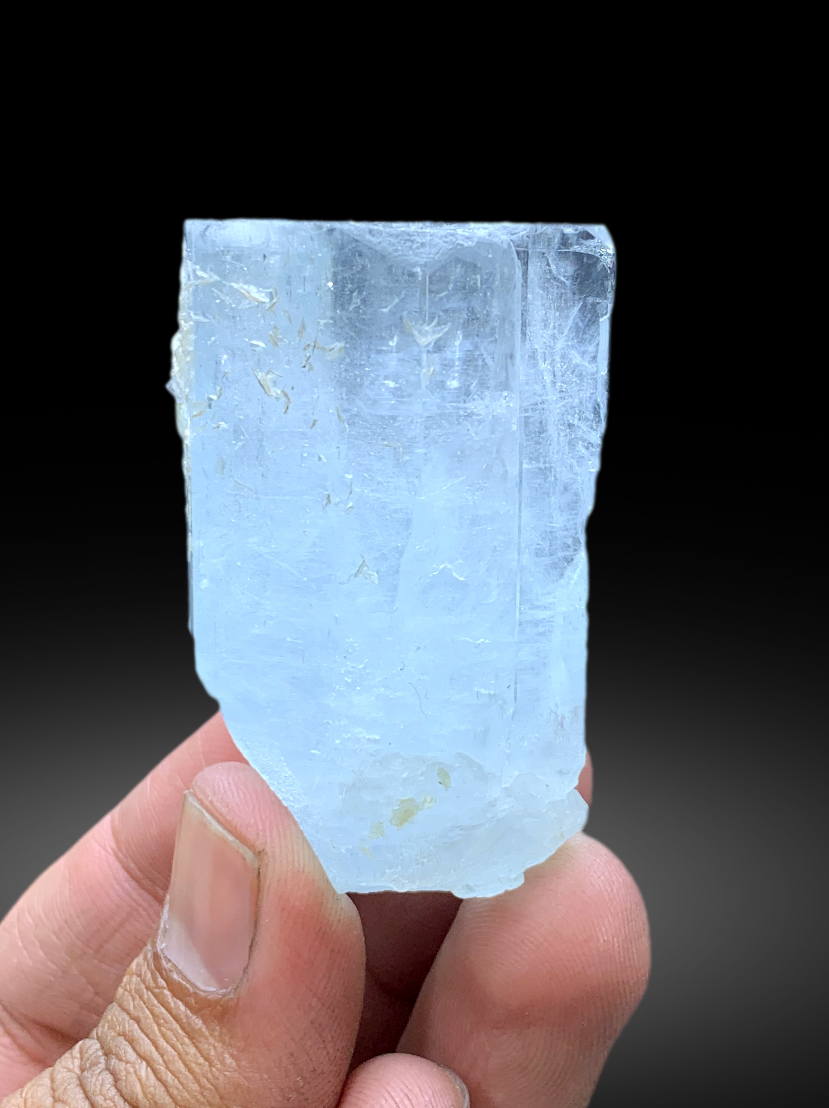 Sky Blue Aquamarine Crystal from Pakistan - 96 gram