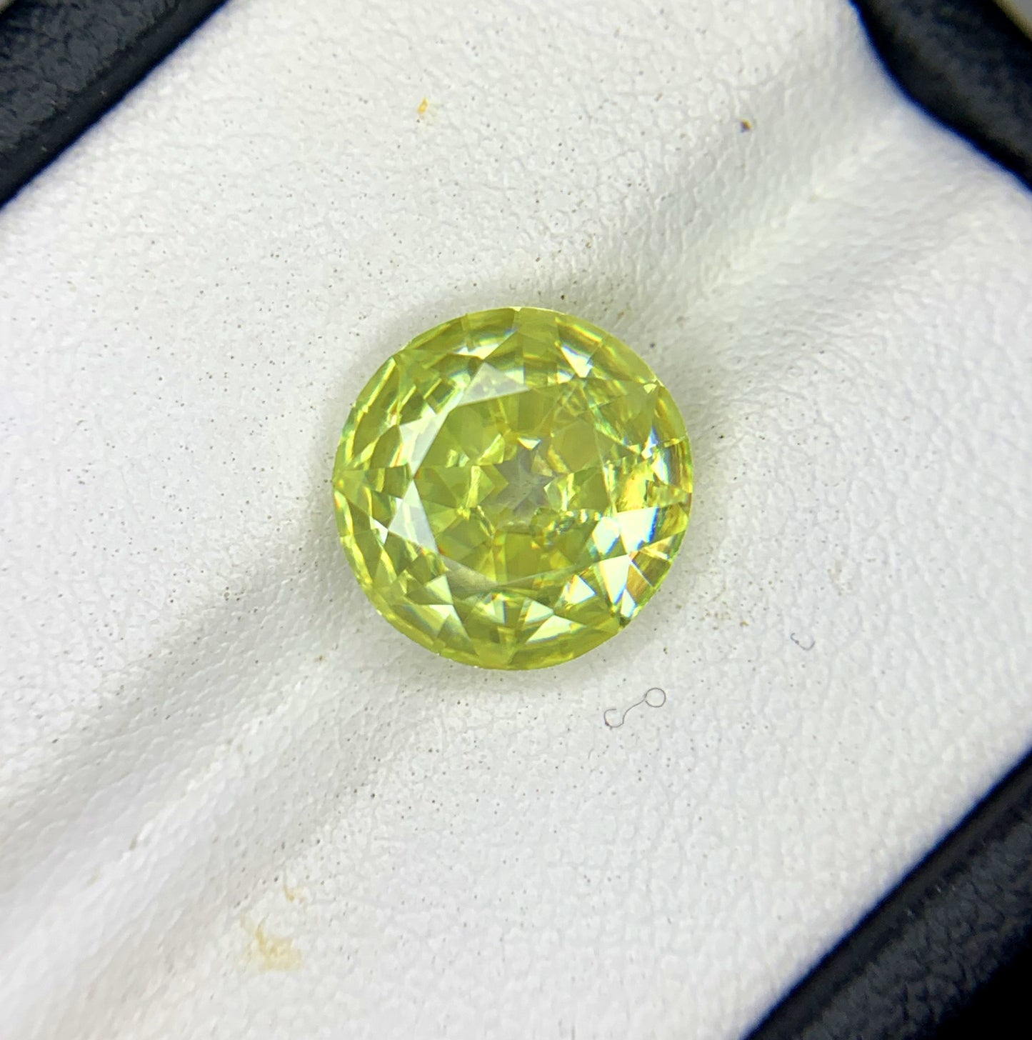 Round Cut Yellow Fire Sphene Gemstone, Great Dispersion Sphene Gemstone, Loose Gemstone - 4.12 CT