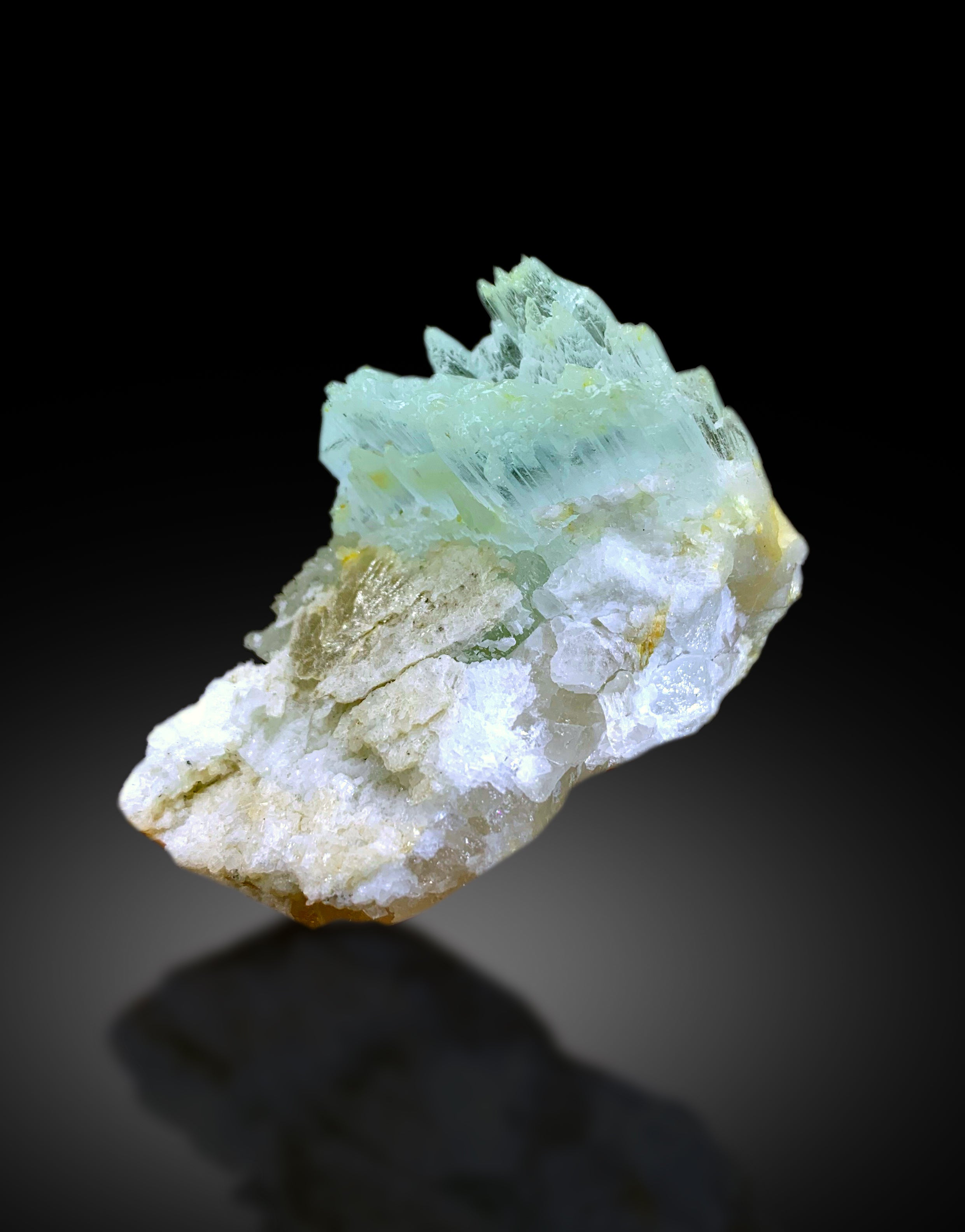 Bicolor Beryl, AquaMorganite Crystal, Morganite var Aquamarine on Matrix - 180 gram