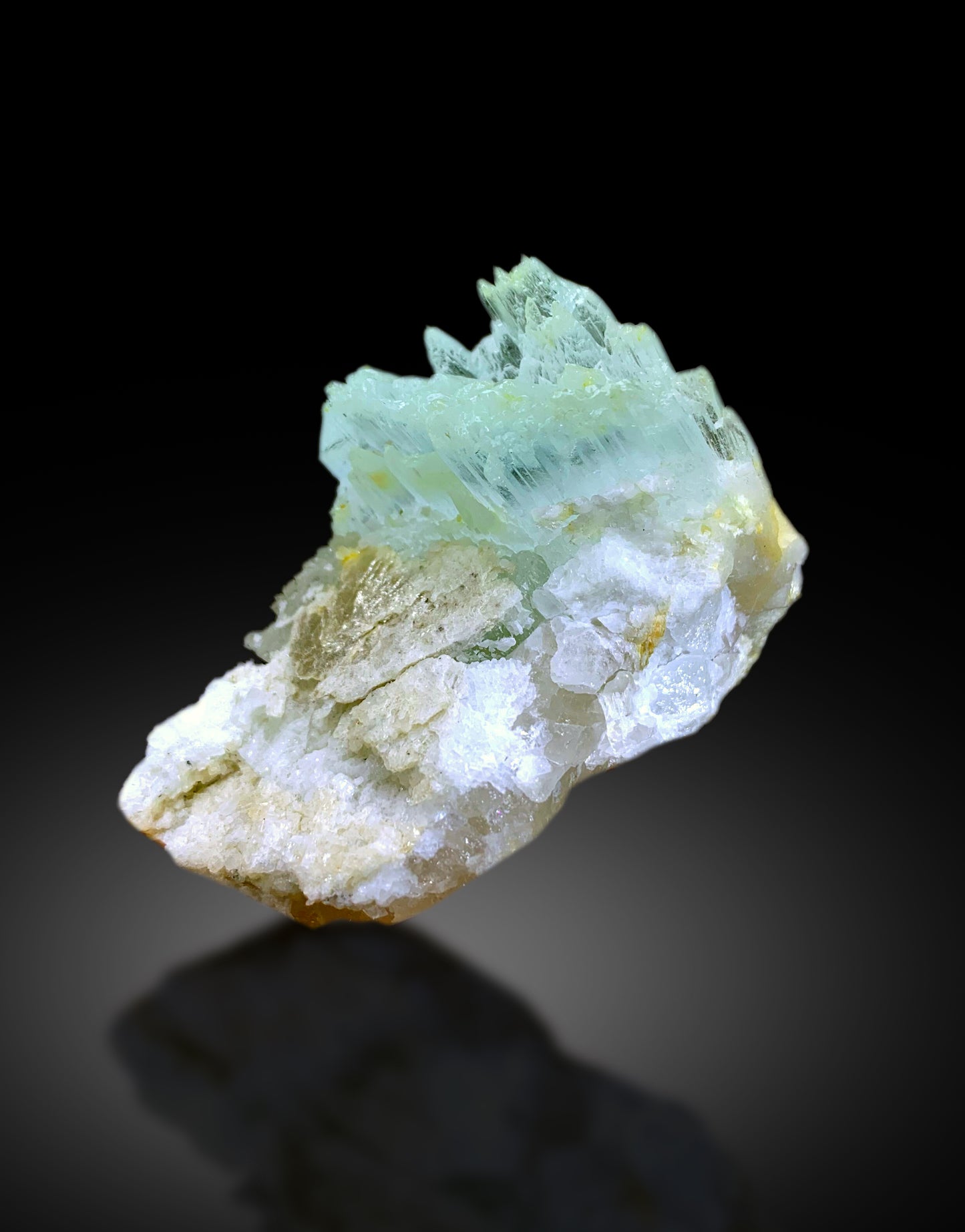 Bicolor Beryl, AquaMorganite Crystal, Morganite var Aquamarine on Matrix - 180 gram