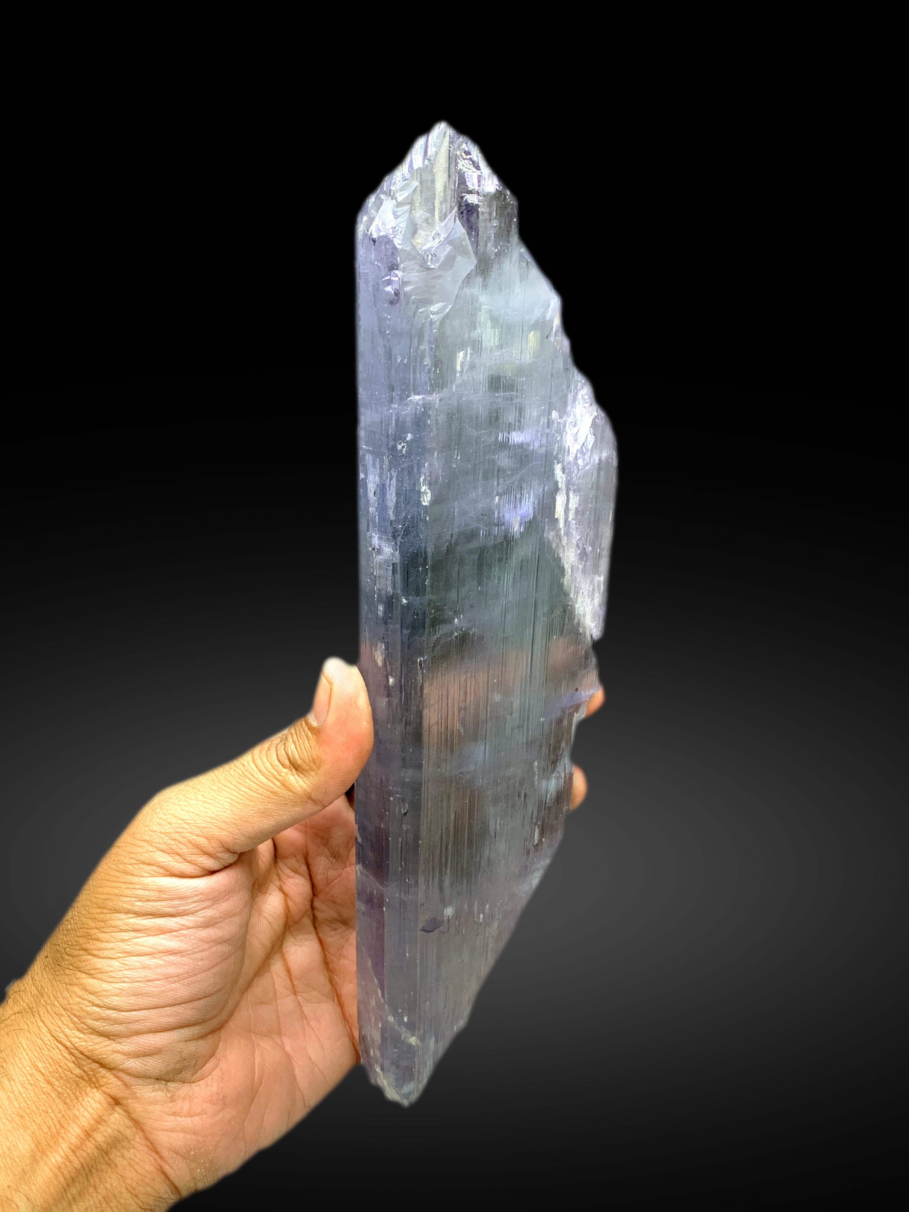 Museum Grade Purple Bluish Kunzite with Spike Terminations from Afghanistan - 1013 gram