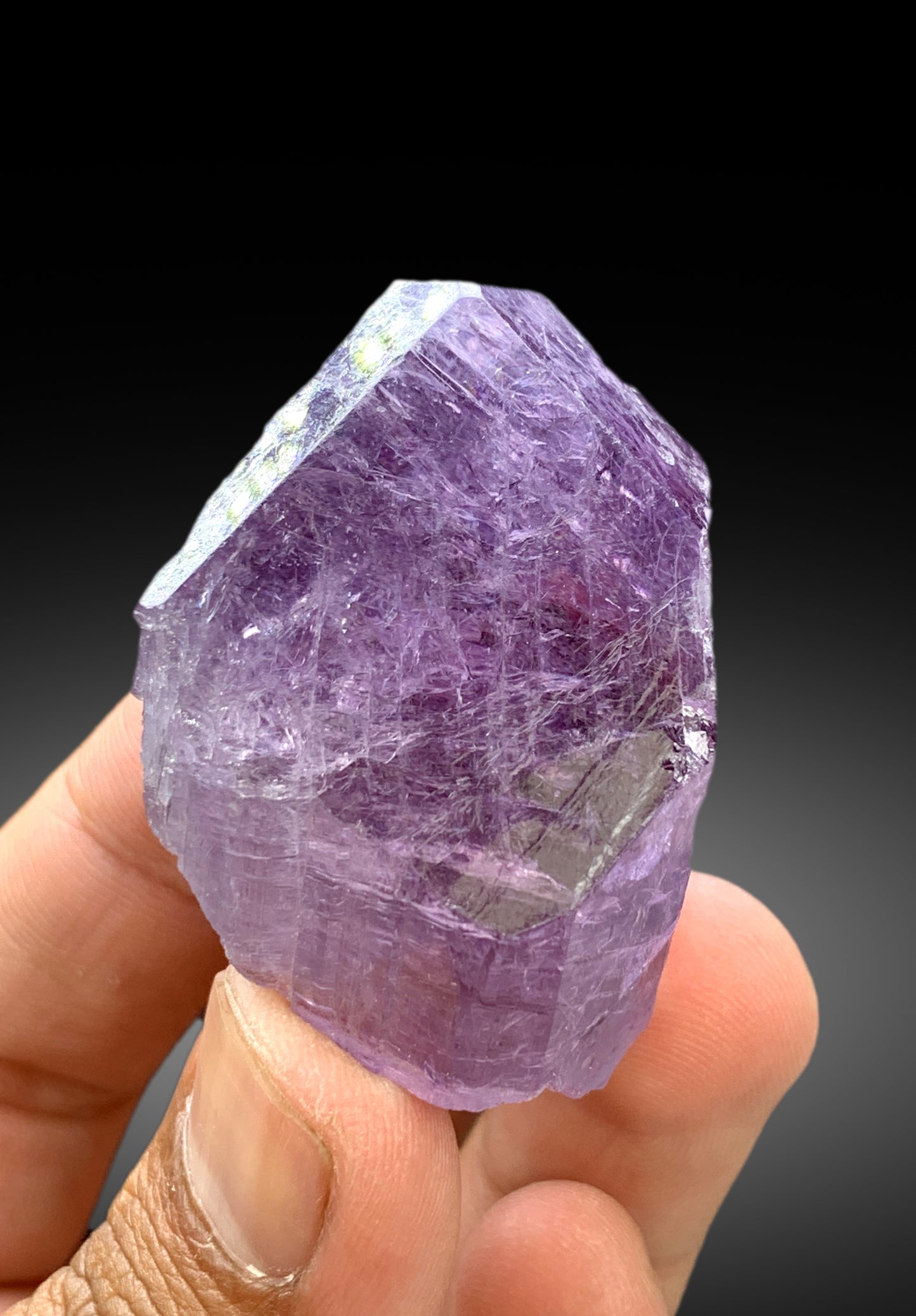 Rich Purple Color Scapolite Crystal, Scapolite Stone, Scapolite Specimen, Raw Mineral, Scapolite from Badakhshan Afghanistan - 68 gram