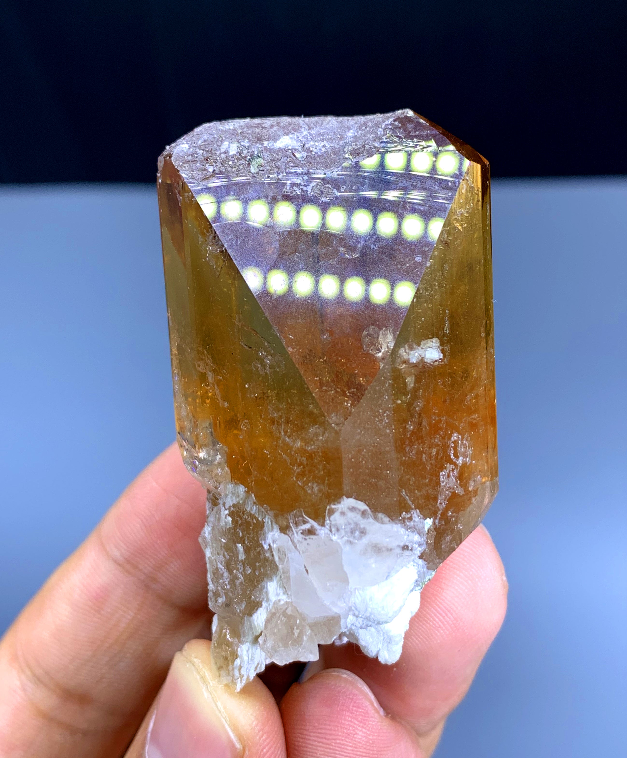 Gemmy Topaz Crystal from Skardu Pakistan - 84 gram