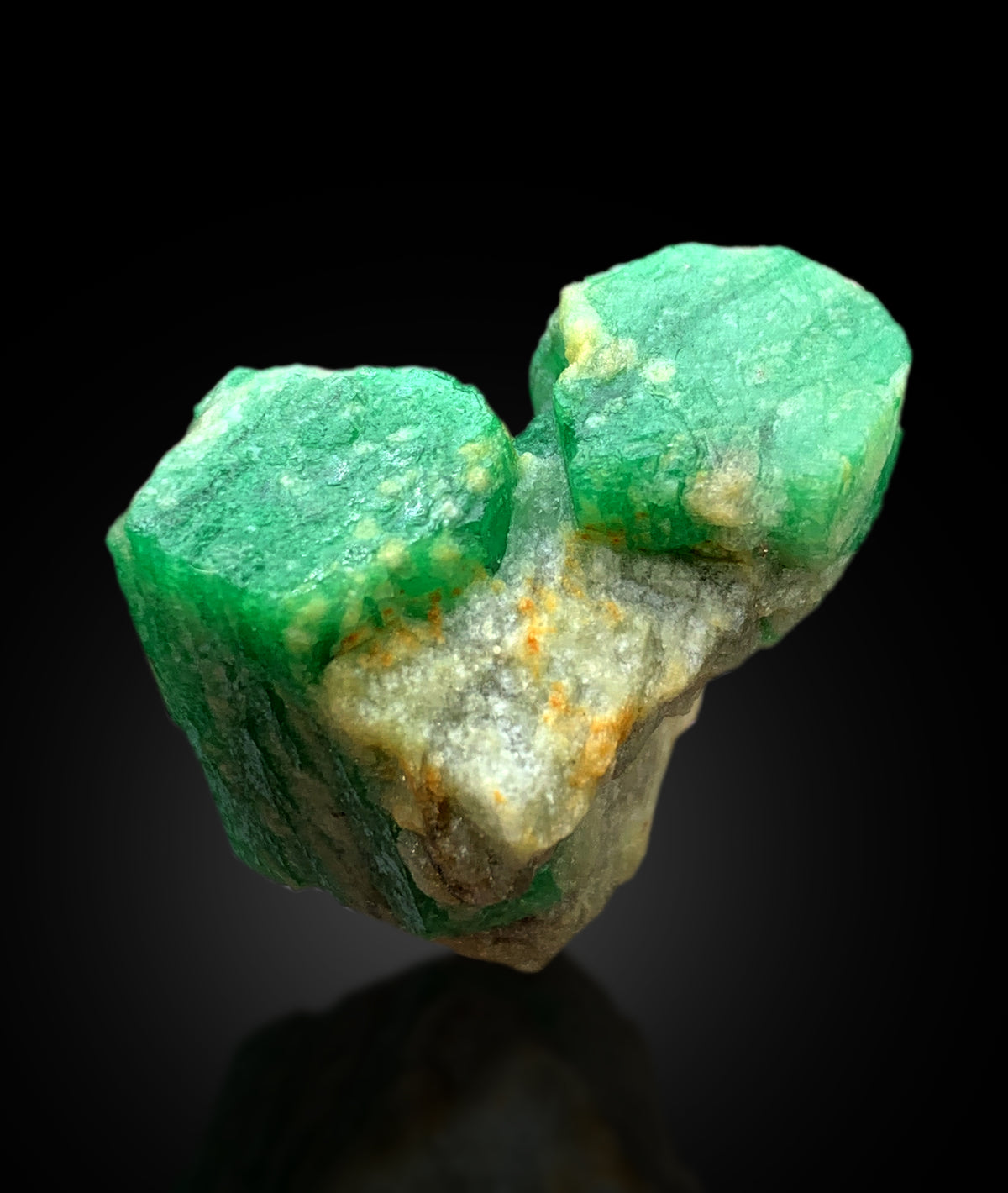 Lush Green Color Emerald Specimen from Pakistan - 29 gram