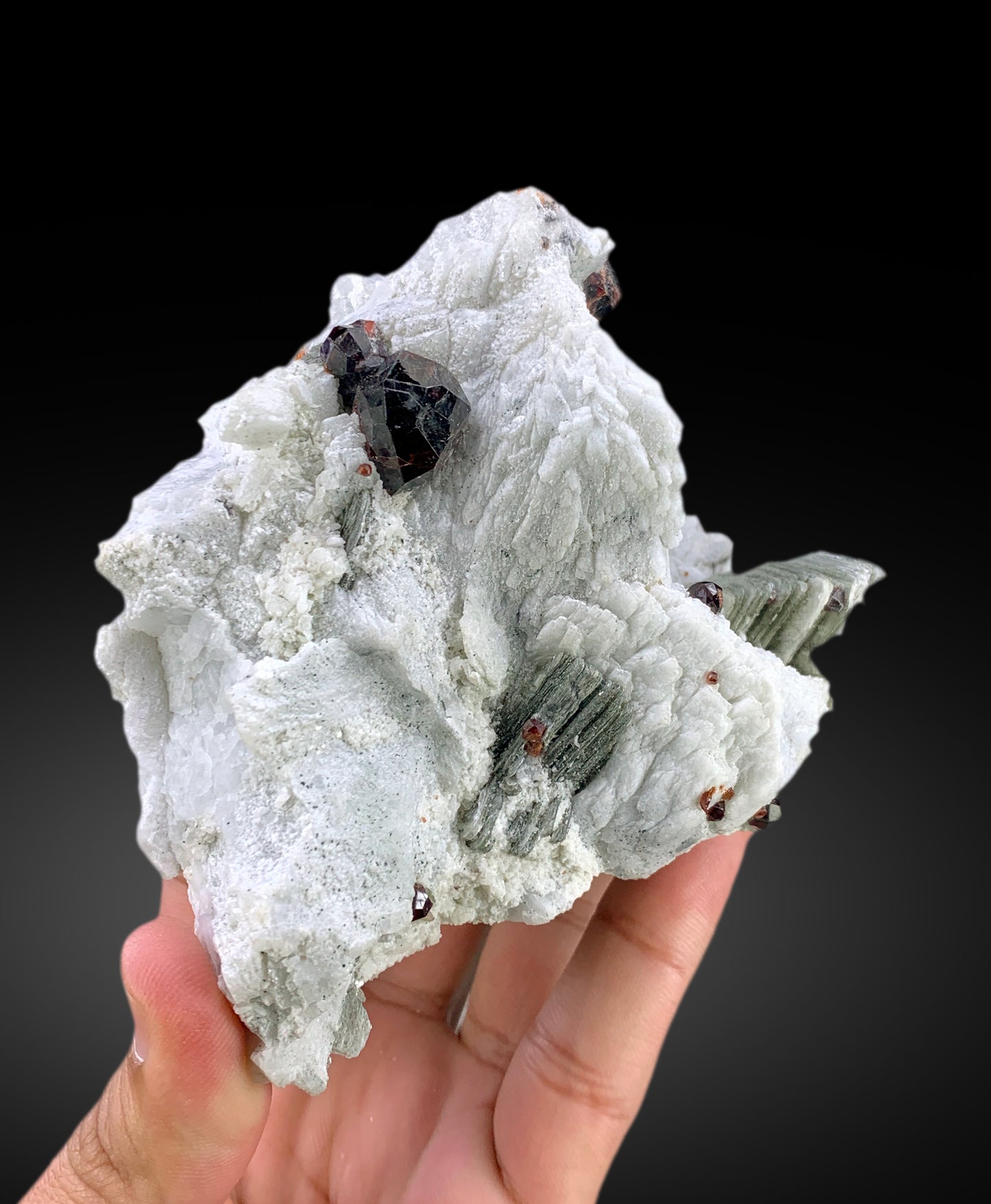 Natural Red Color garnet Crystals with Mica on Matrix, Garnet Specimen, Raw Mineral, Garnet from Skardu Pakistan - 530 gram