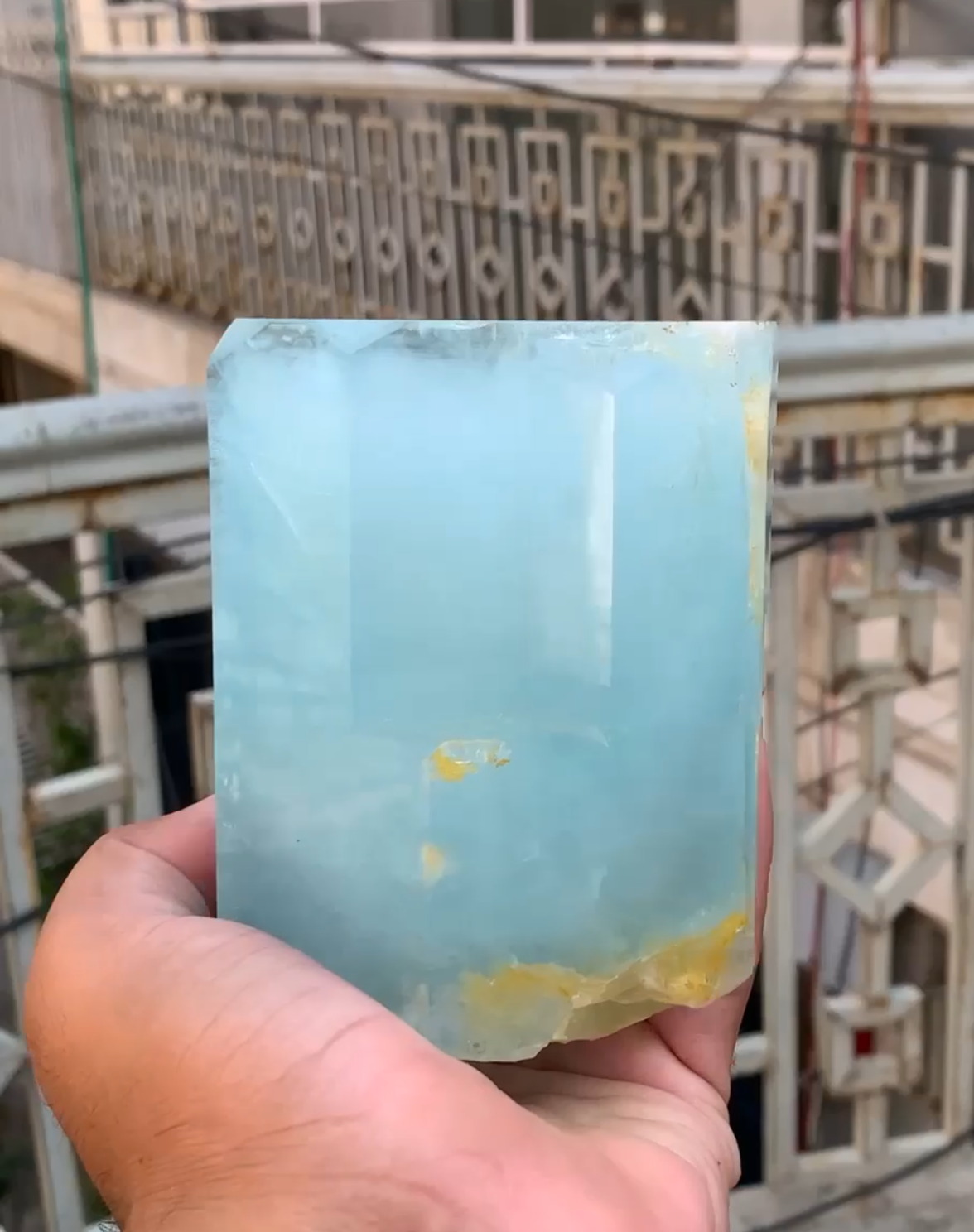 Exceptional Sky Blue Aquamarine Crystal from Pakistan - 1750 gram