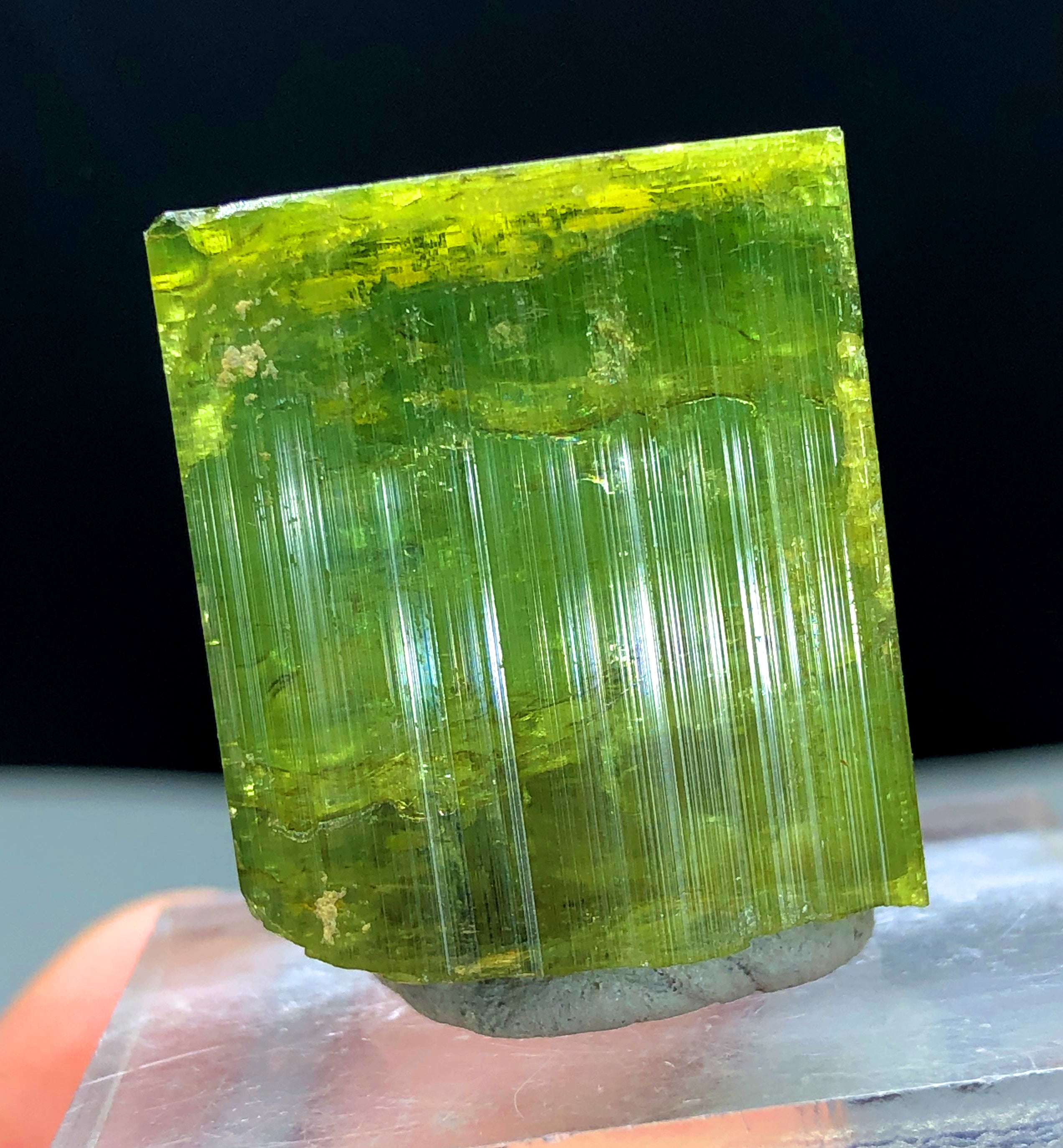 Natural Terminated Green Color Tourmaline Crystal, Raw Mineral, Crystal Specimen, Fine Mineral, Tourmaline Gemstone - 31 gram