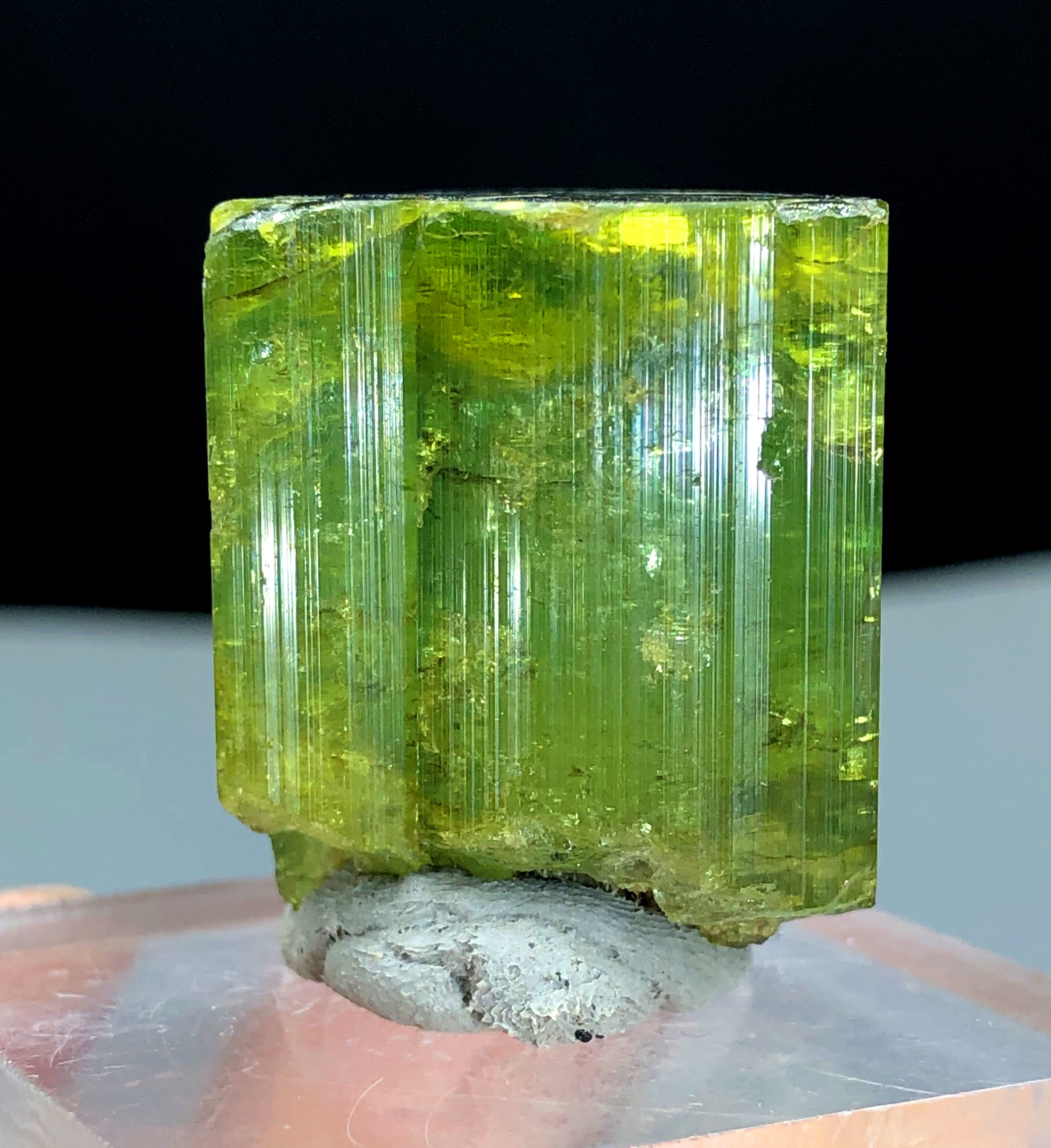 Natural Terminated Green Color Tourmaline Crystal, Raw Mineral, Crystal Specimen, Fine Mineral, Tourmaline Gemstone - 31 gram