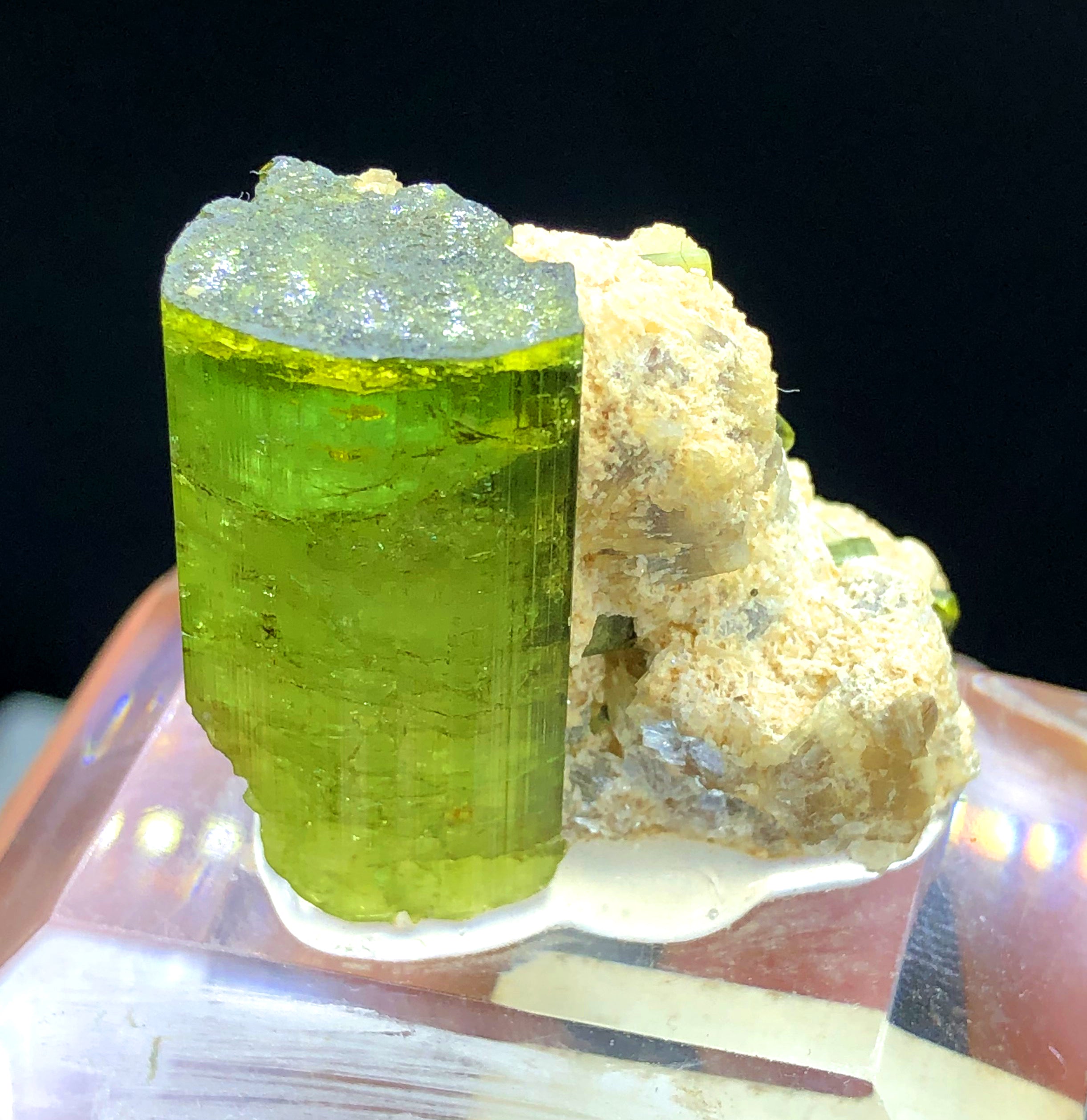 Natural Terminated Green Color Tourmaline Crystals with Albite, Raw Mineral, Crystal Specimen, Fine Mineral, Tourmaline Gemstone