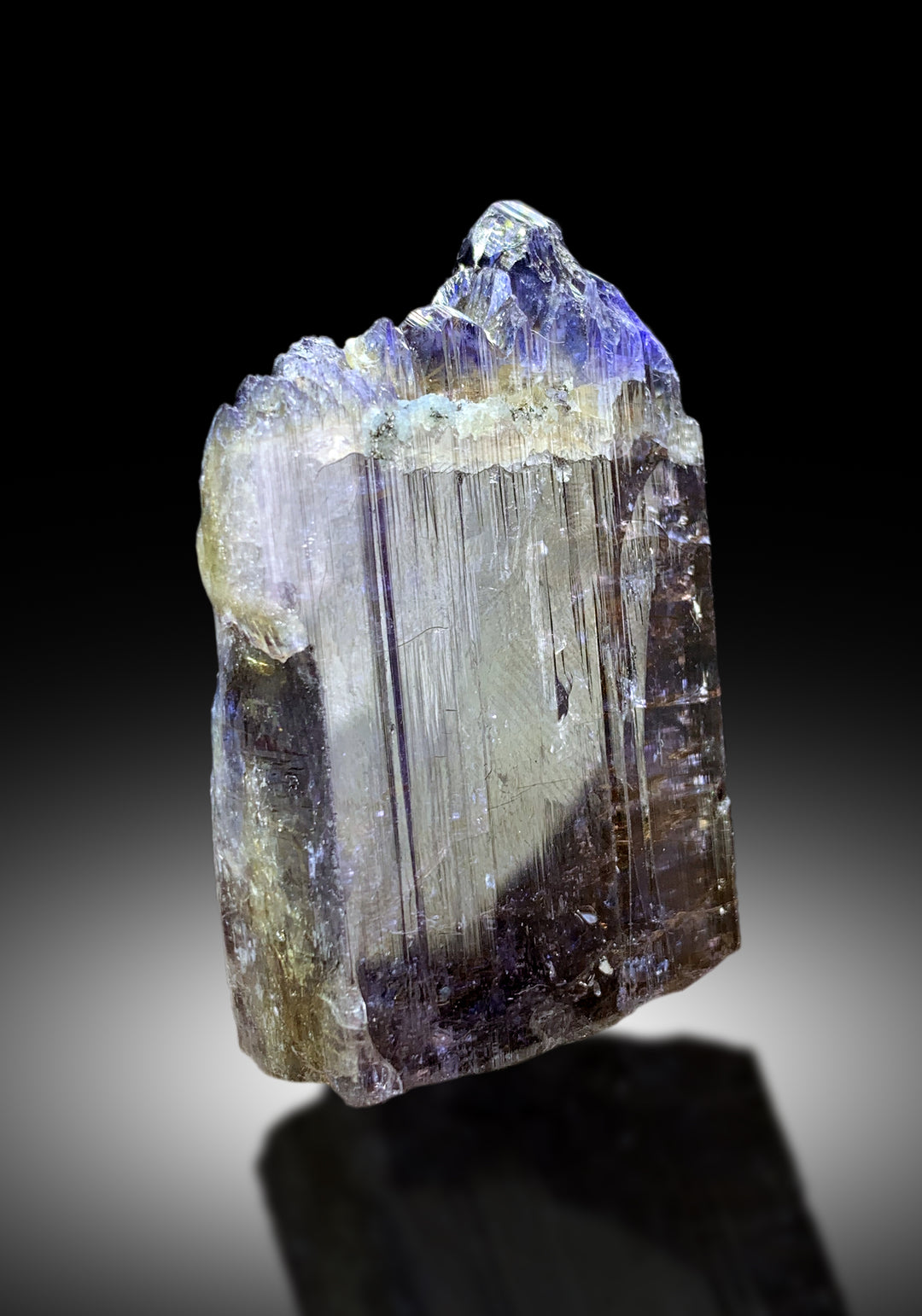 Exquisite Top Blue Color Tanzanite Crystal, Raw Mineral, Tanzanite Specimen, Fine Mineral, Tanzanite Gemstone - 106 gram